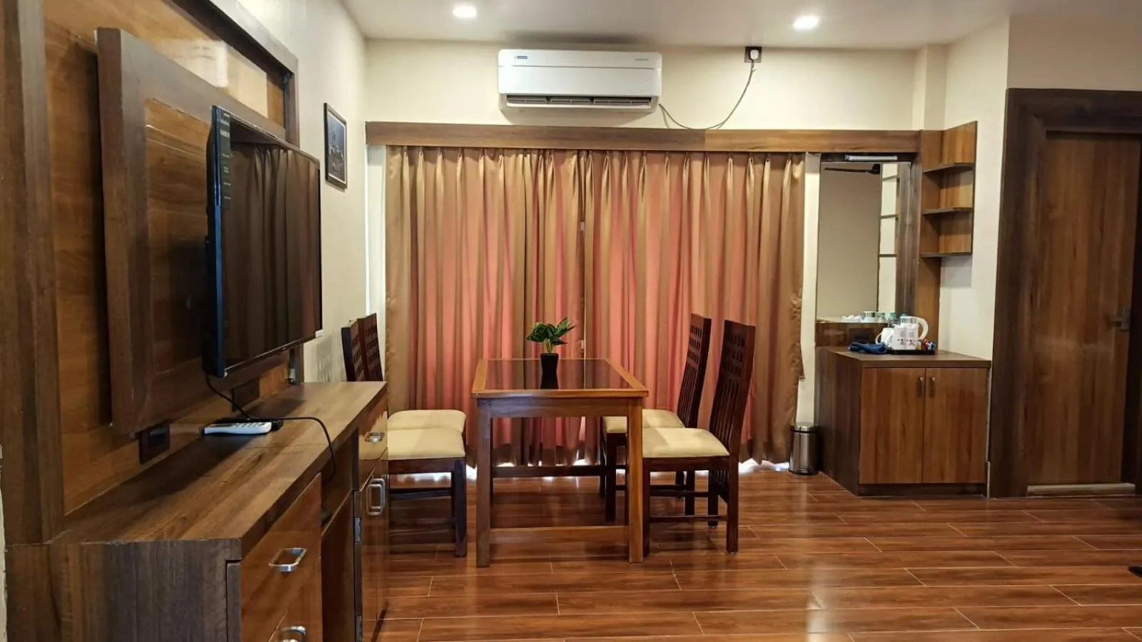 air conditioner in JHARNA RESORT