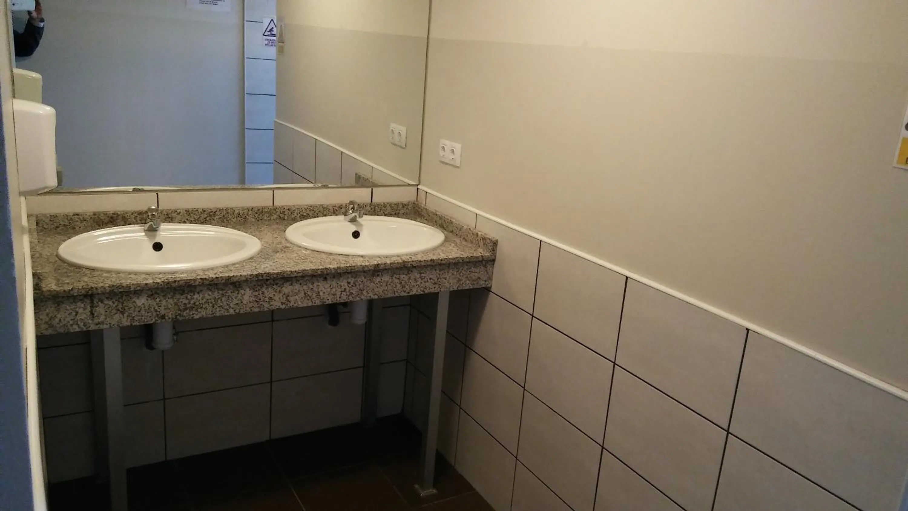 Bathroom in Alma del Camino - Rooms & Albergue