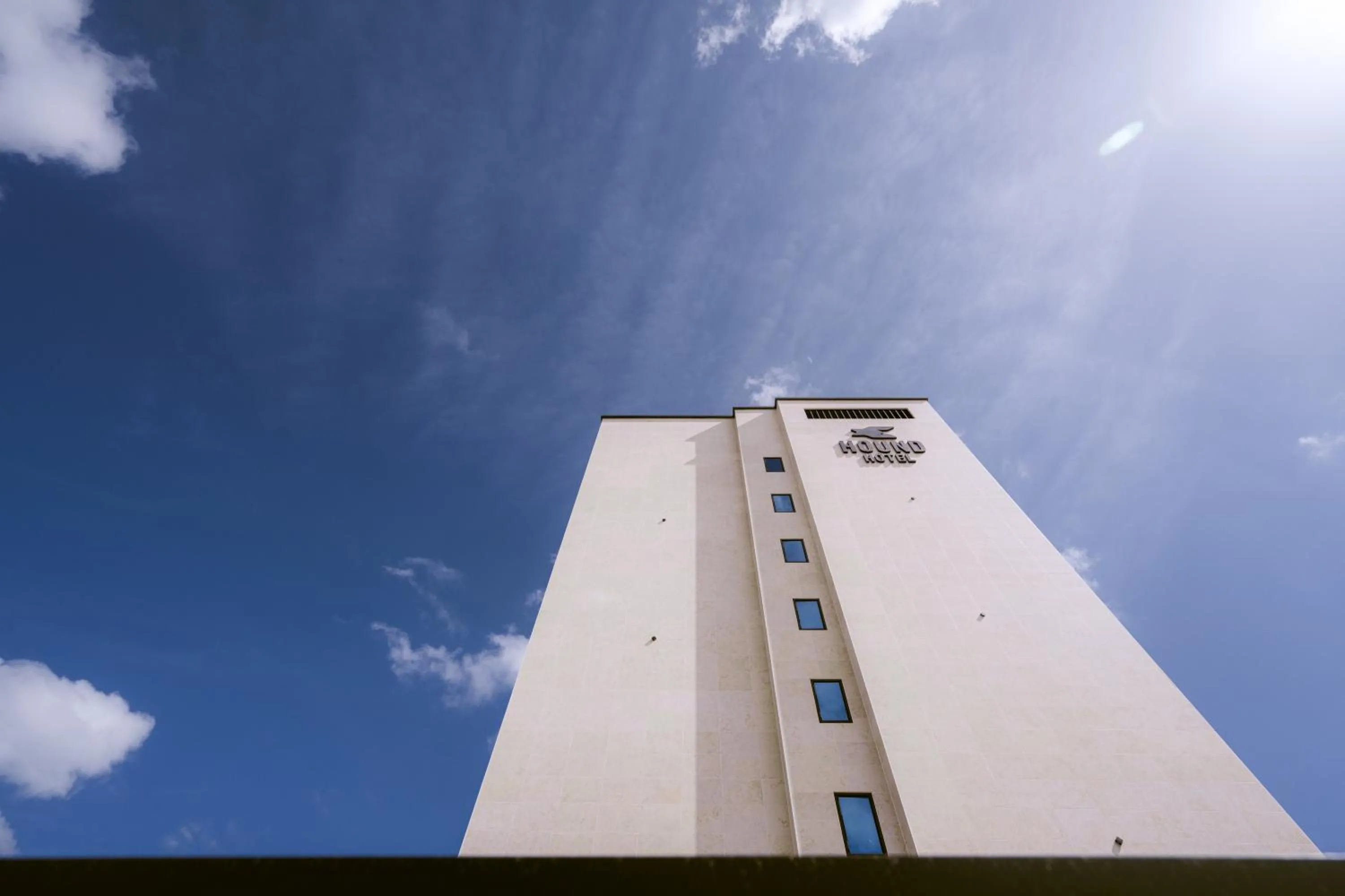 Hound Hotel Gijang Osiria