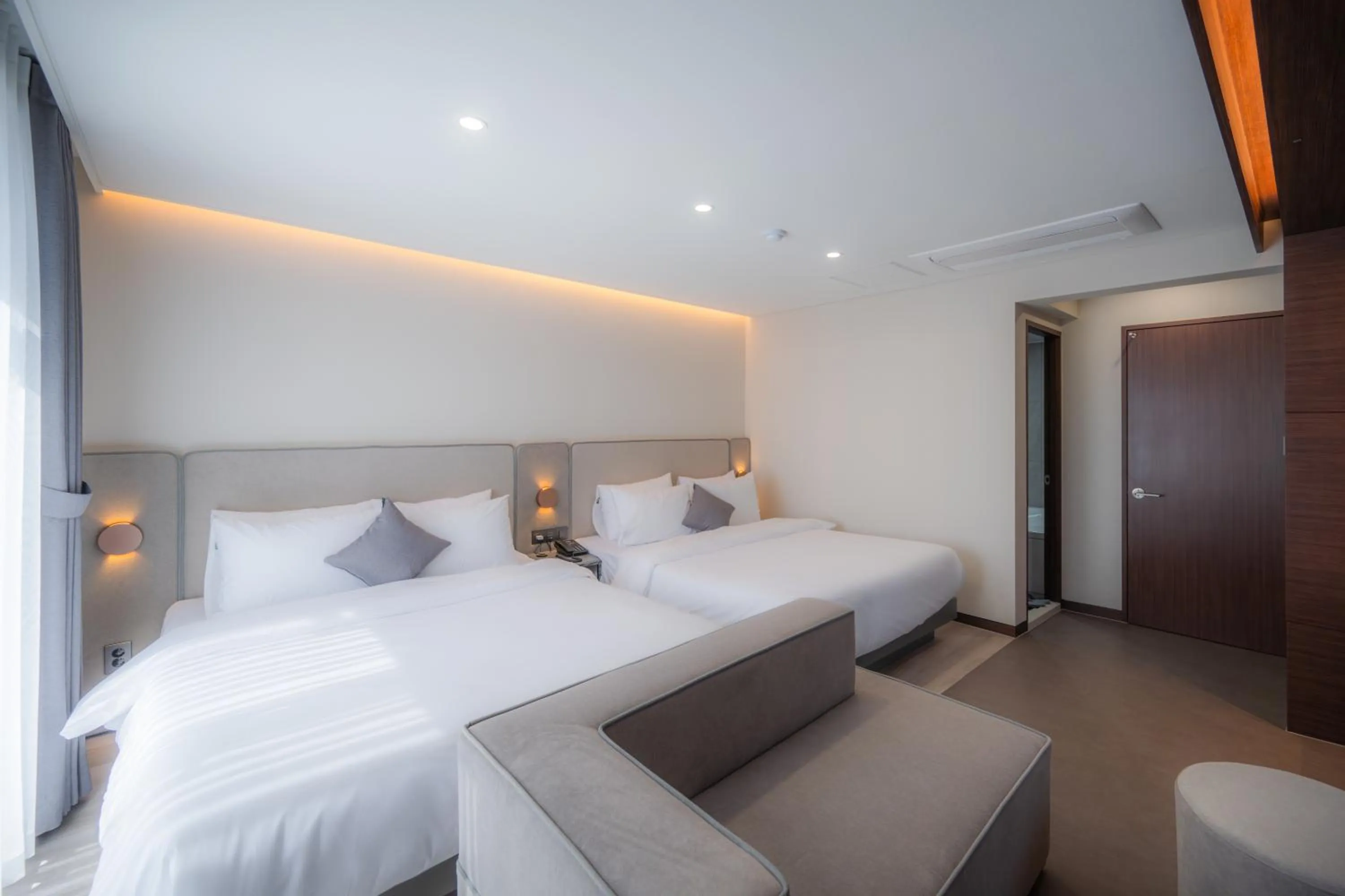 Bed in Hound Hotel Gijang Osiria