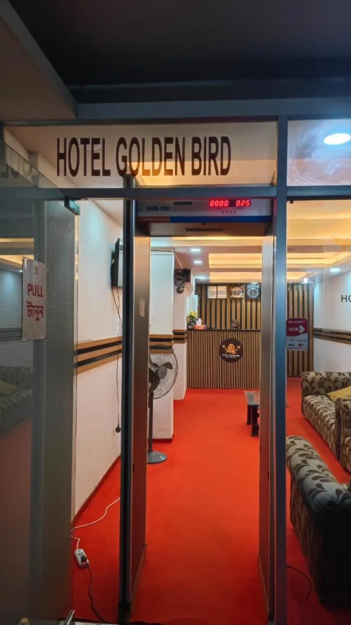 Hotel Golden Bird