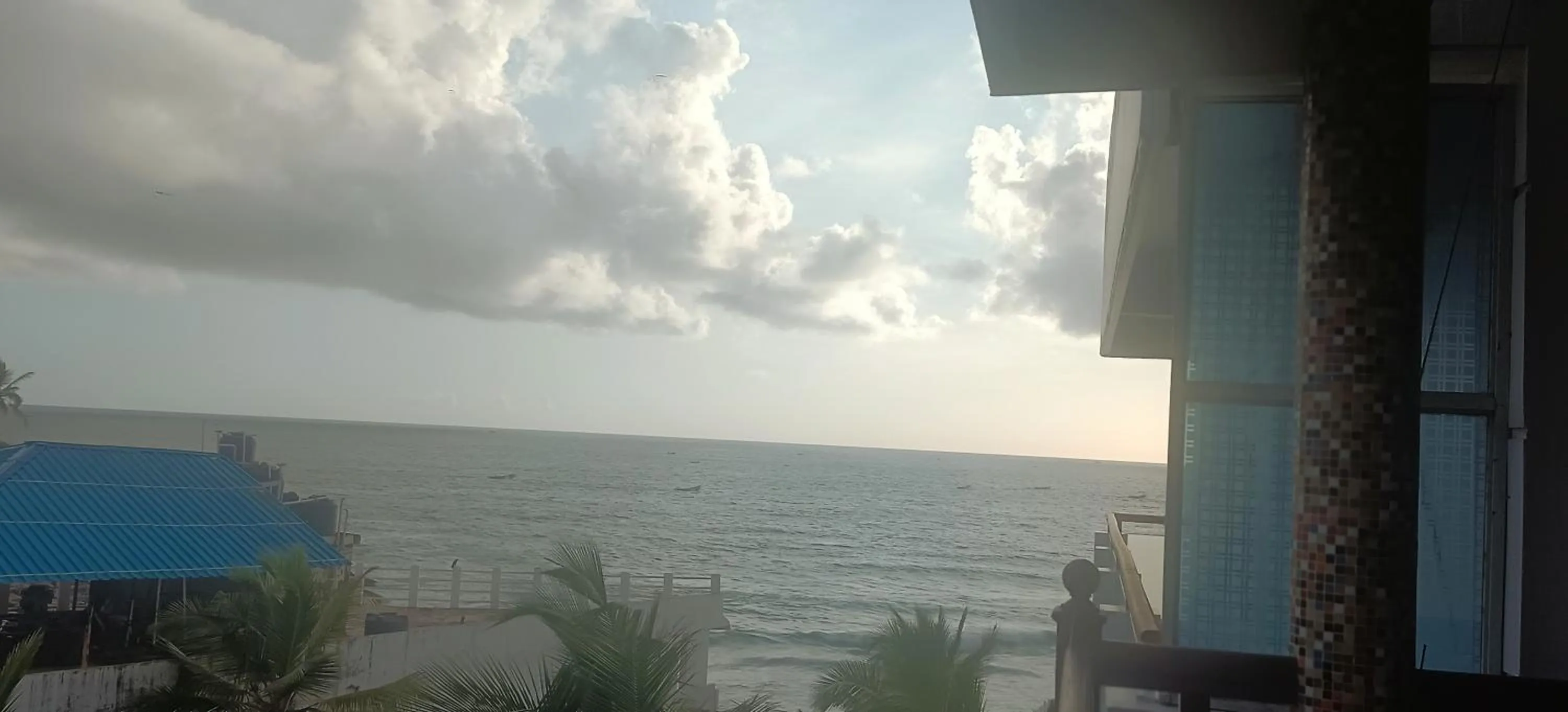 Sea view in tippys beach resort