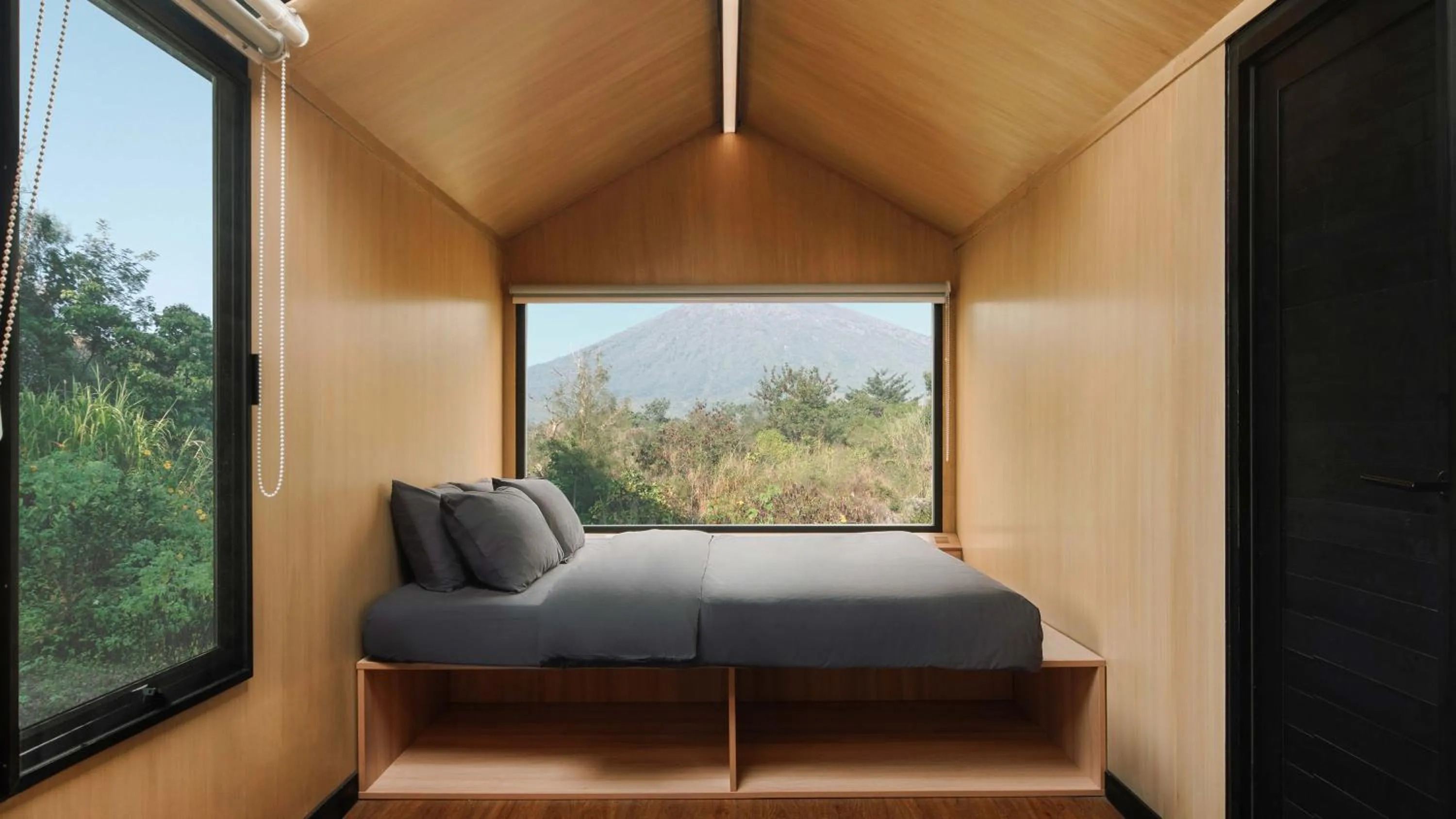 Bed in Bobocabin Gunung Rinjani, Lombok