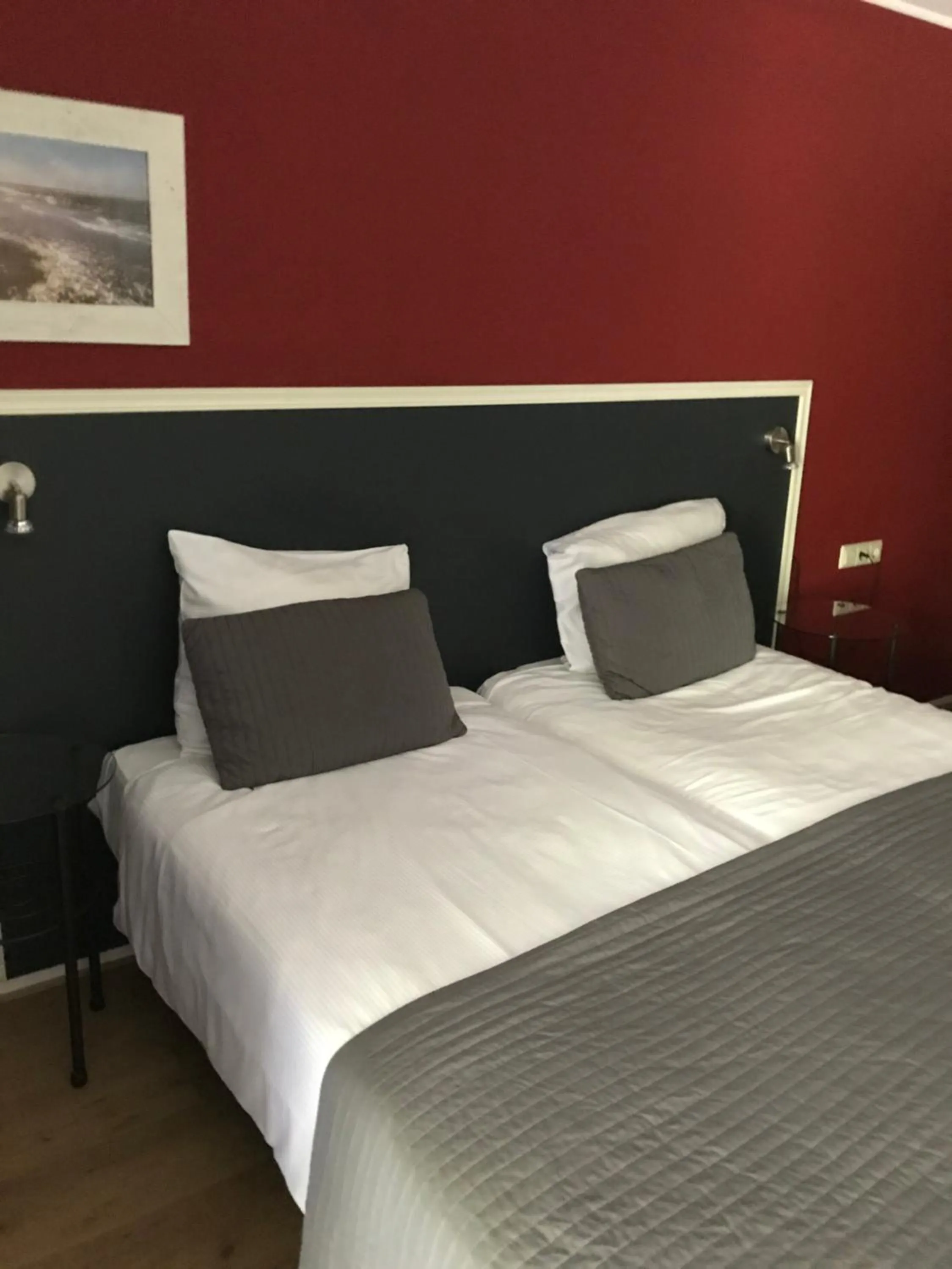 Bedroom, Bed in Fletcher Strandhotel Renesse