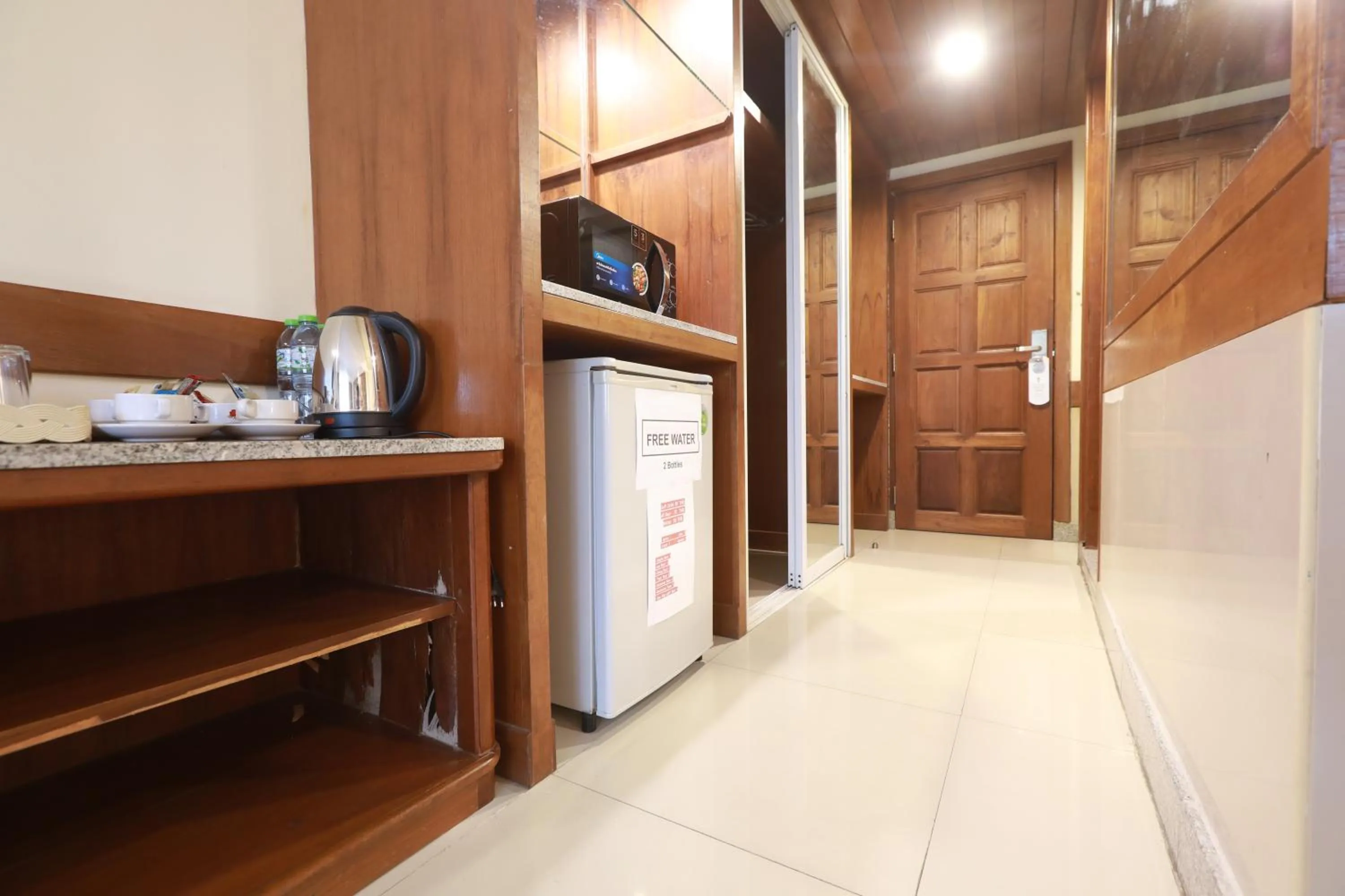 minibar in Class Boutique Hotel