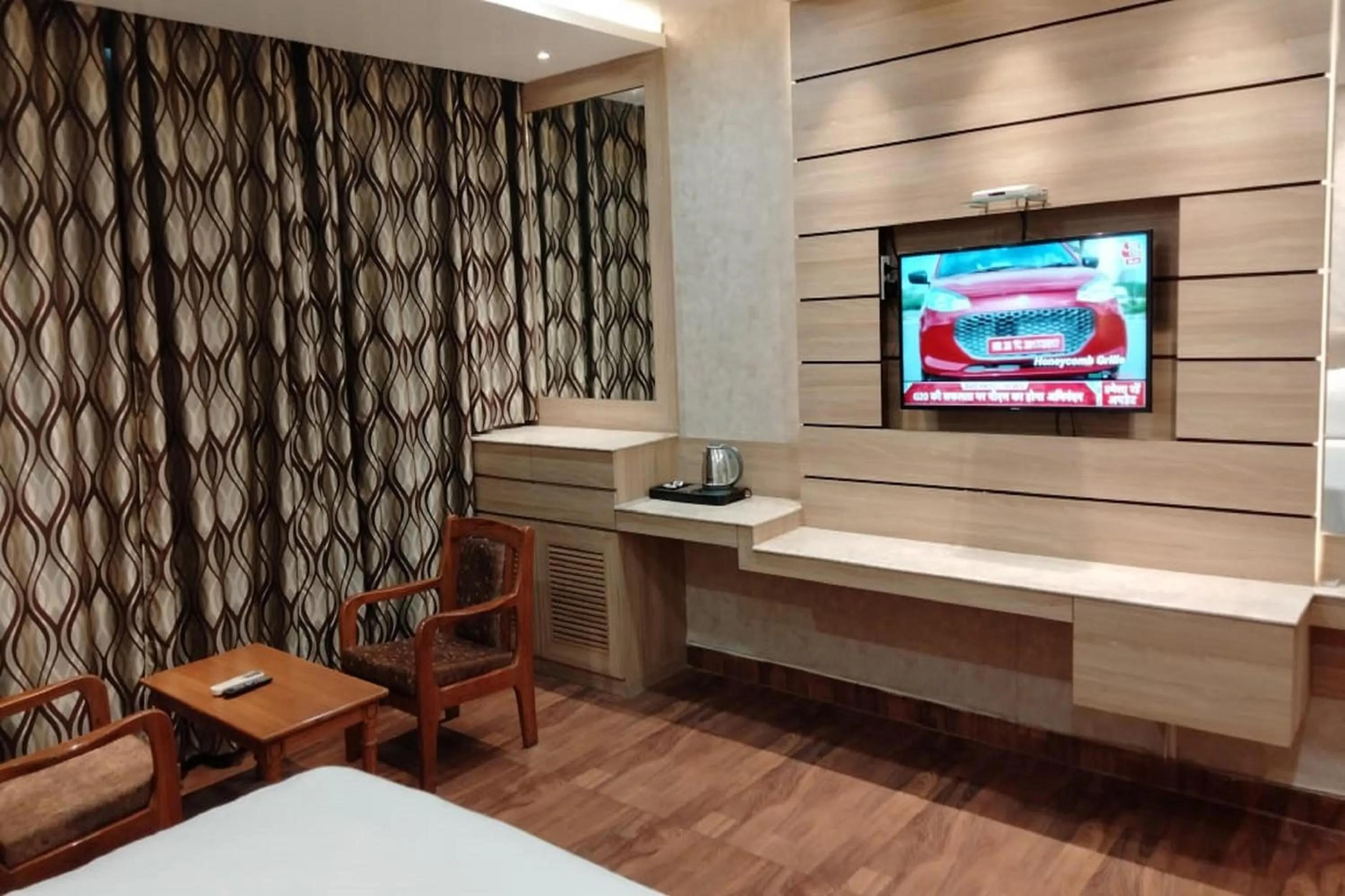 TV and multimedia in Hotel Park Regency