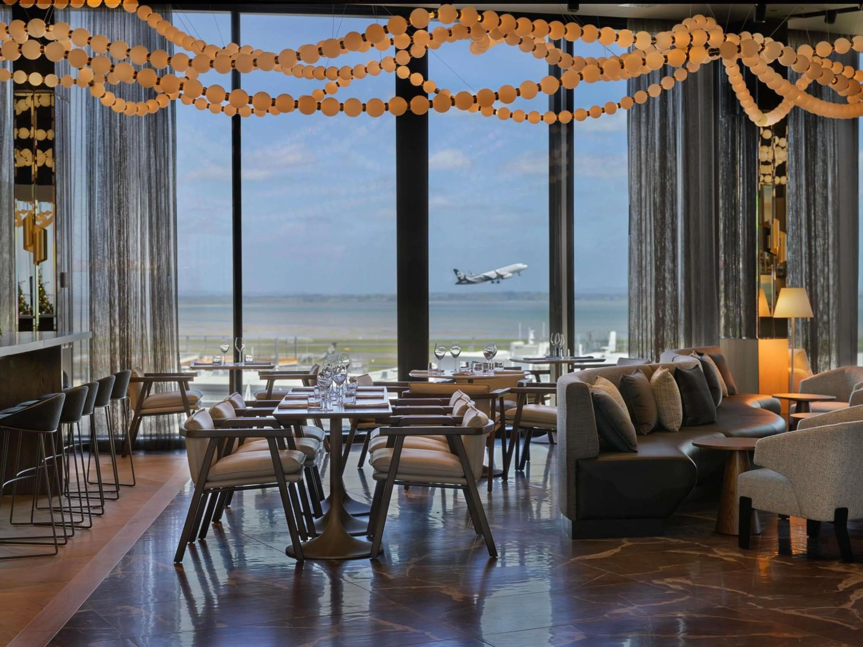 Breakfast in Pullman Auckland Airport