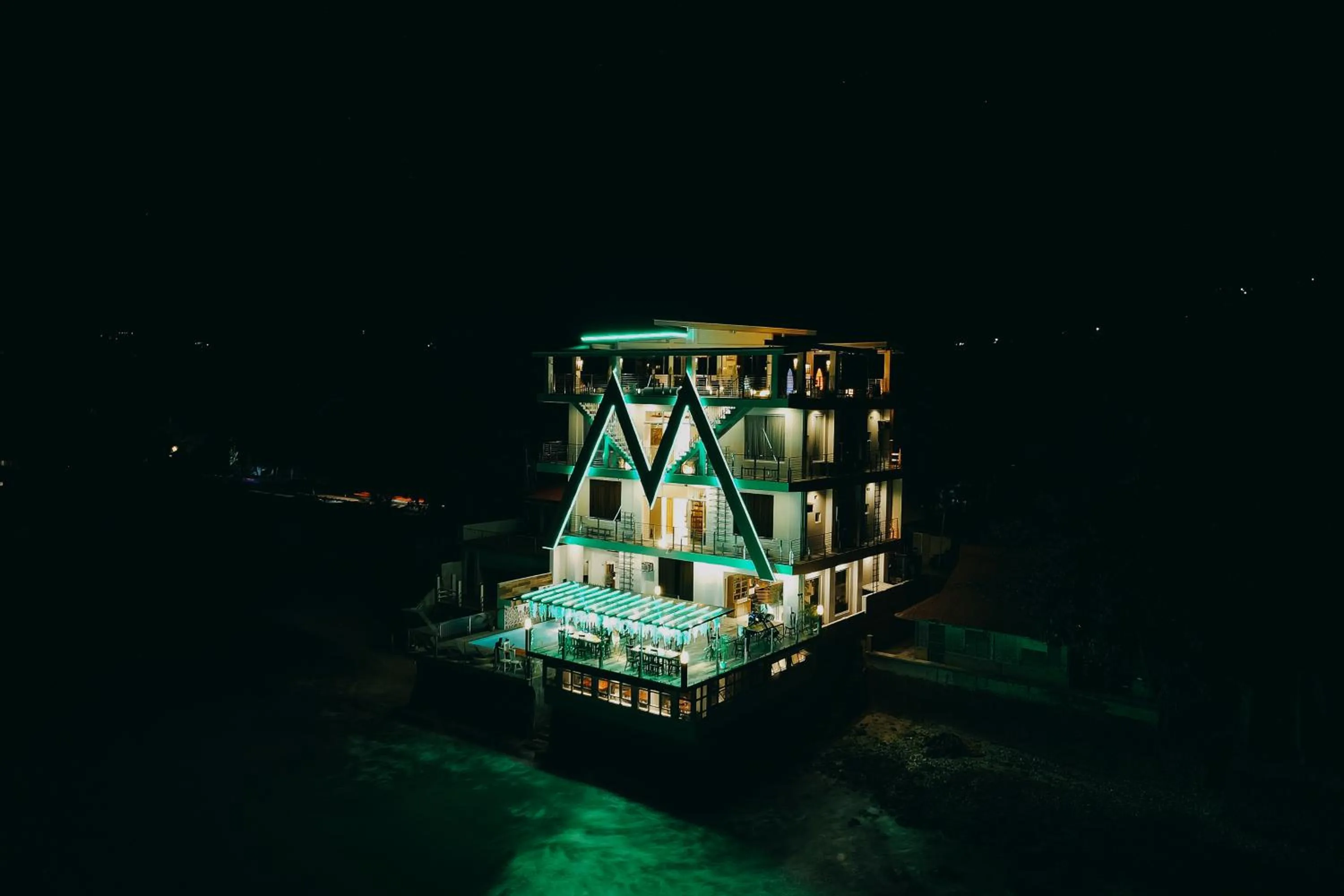 The Marc Vannelli Oslob