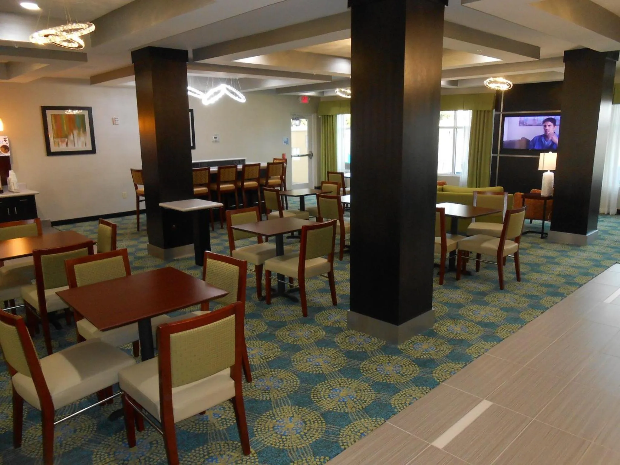 Breakfast in Holiday Inn Express & Suites Houston Northwest-Brookhollow by IHG