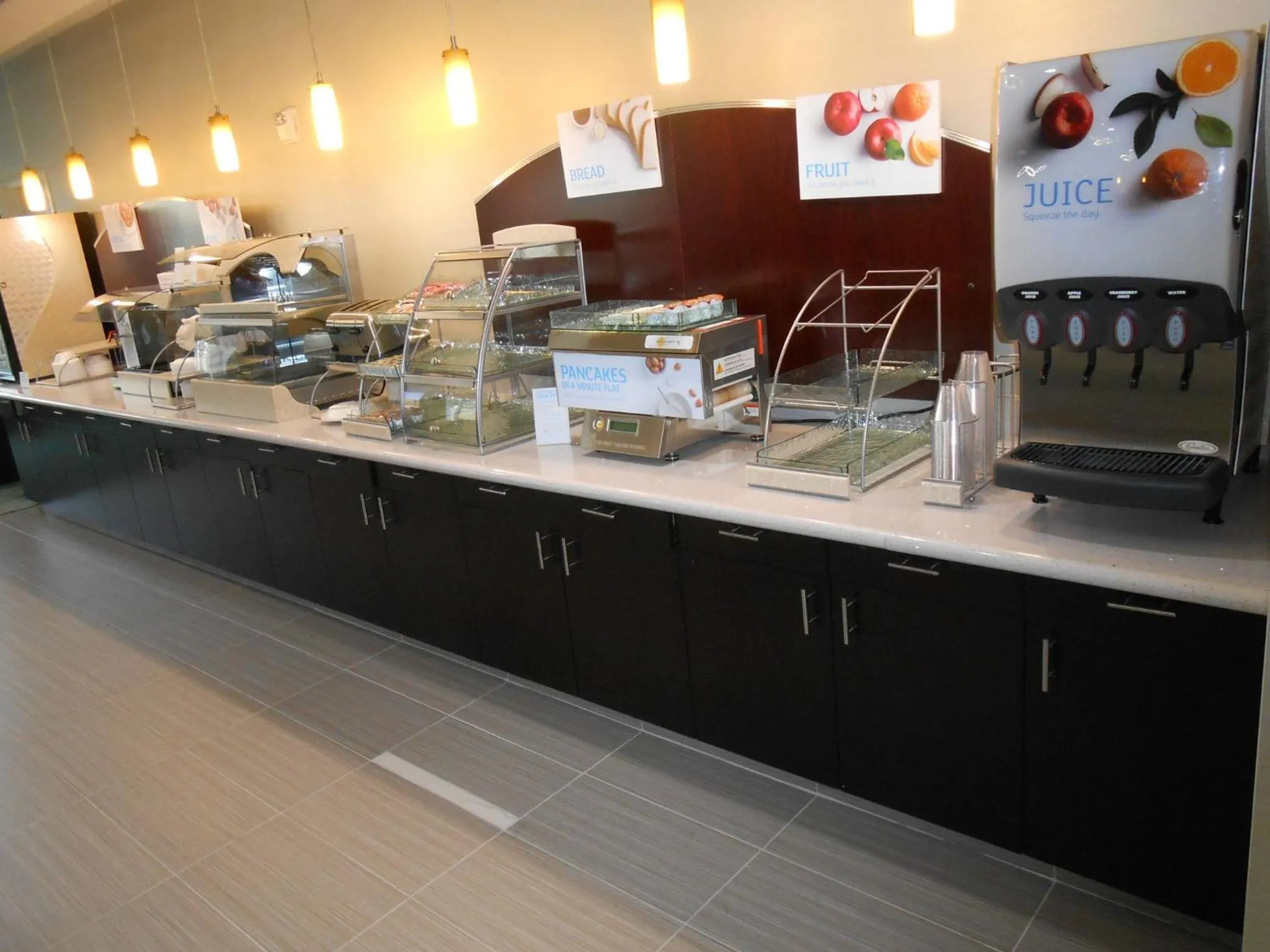 Breakfast in Holiday Inn Express & Suites Houston Northwest-Brookhollow by IHG
