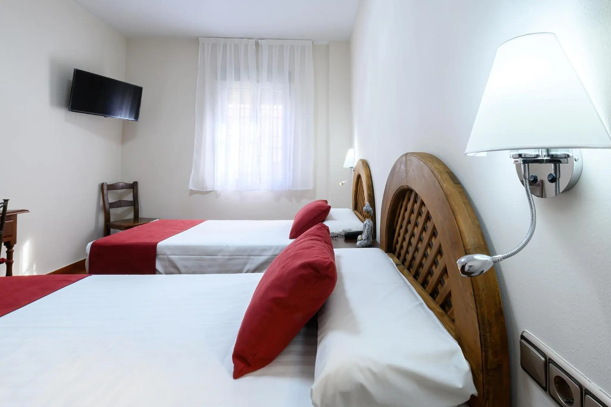 Bed in Hotel H28 Camas