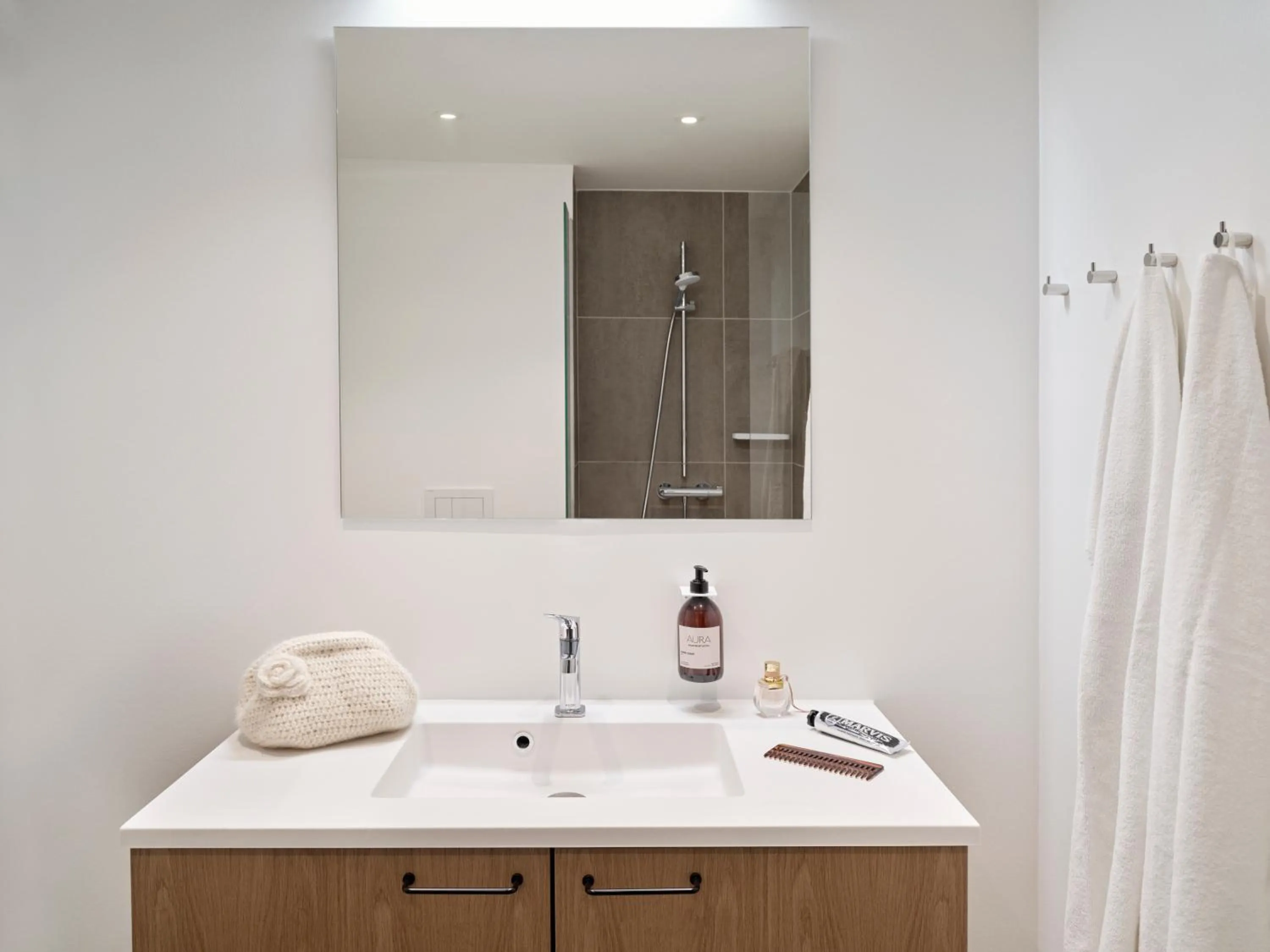 Bathroom in Aura Apartment Hotel