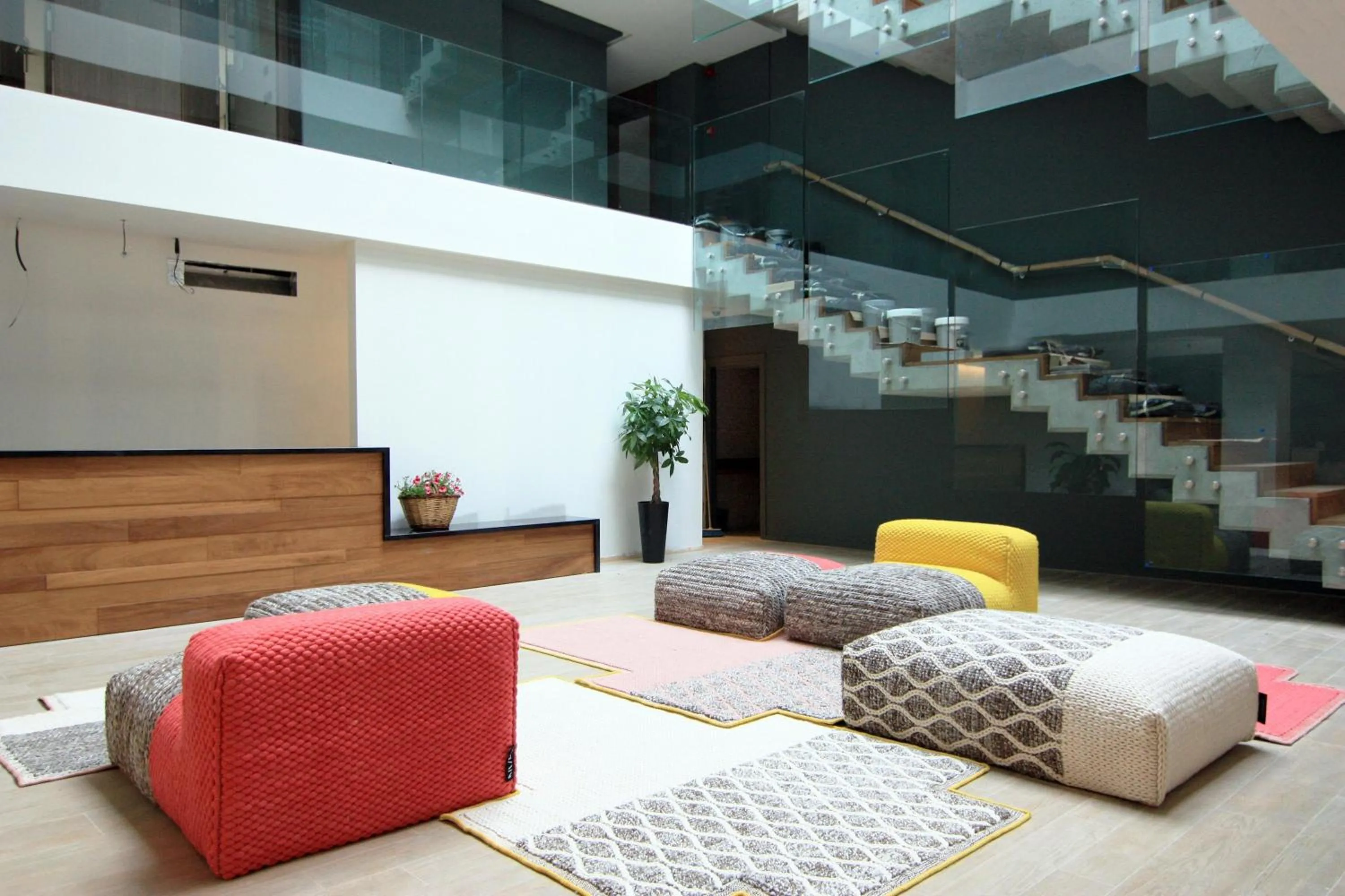 Lobby or reception in Hotel Raval de la Mar