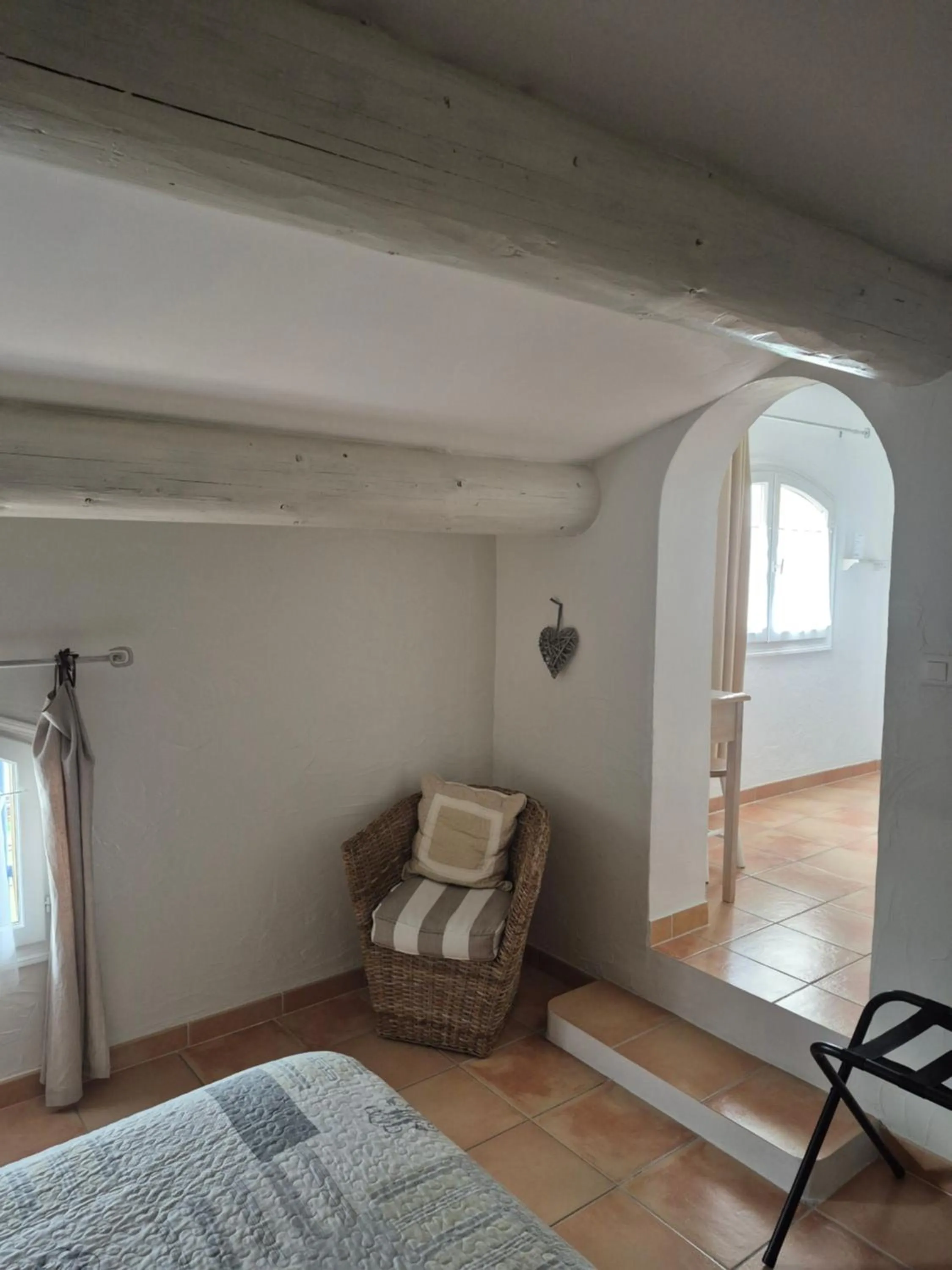 Bedroom, Bed in Mas Clement - Chambre et table d'hôtes