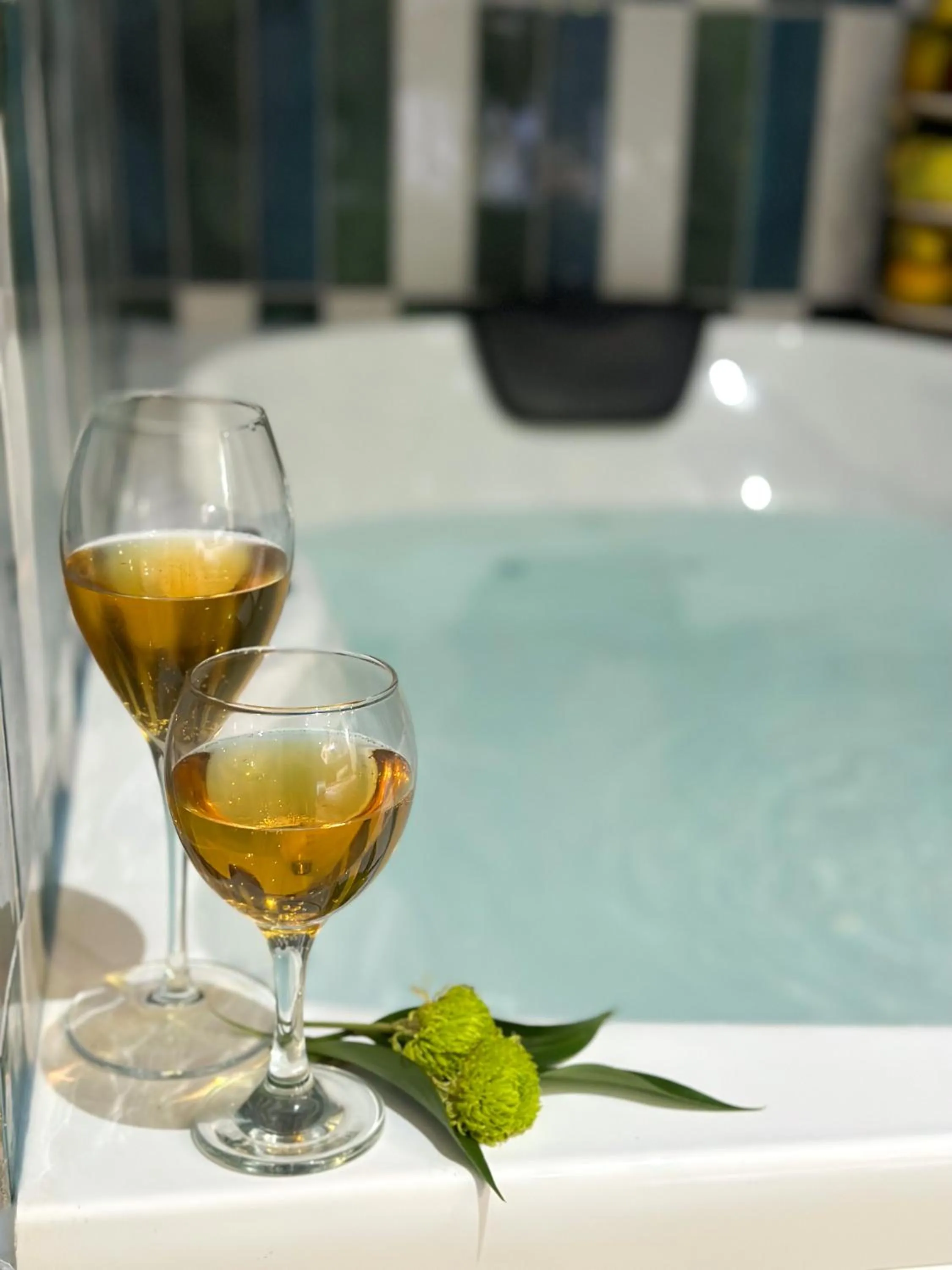 Hot Tub in Dem Premium Hotel - Round Trip Airport Service - Istanbul International Airport