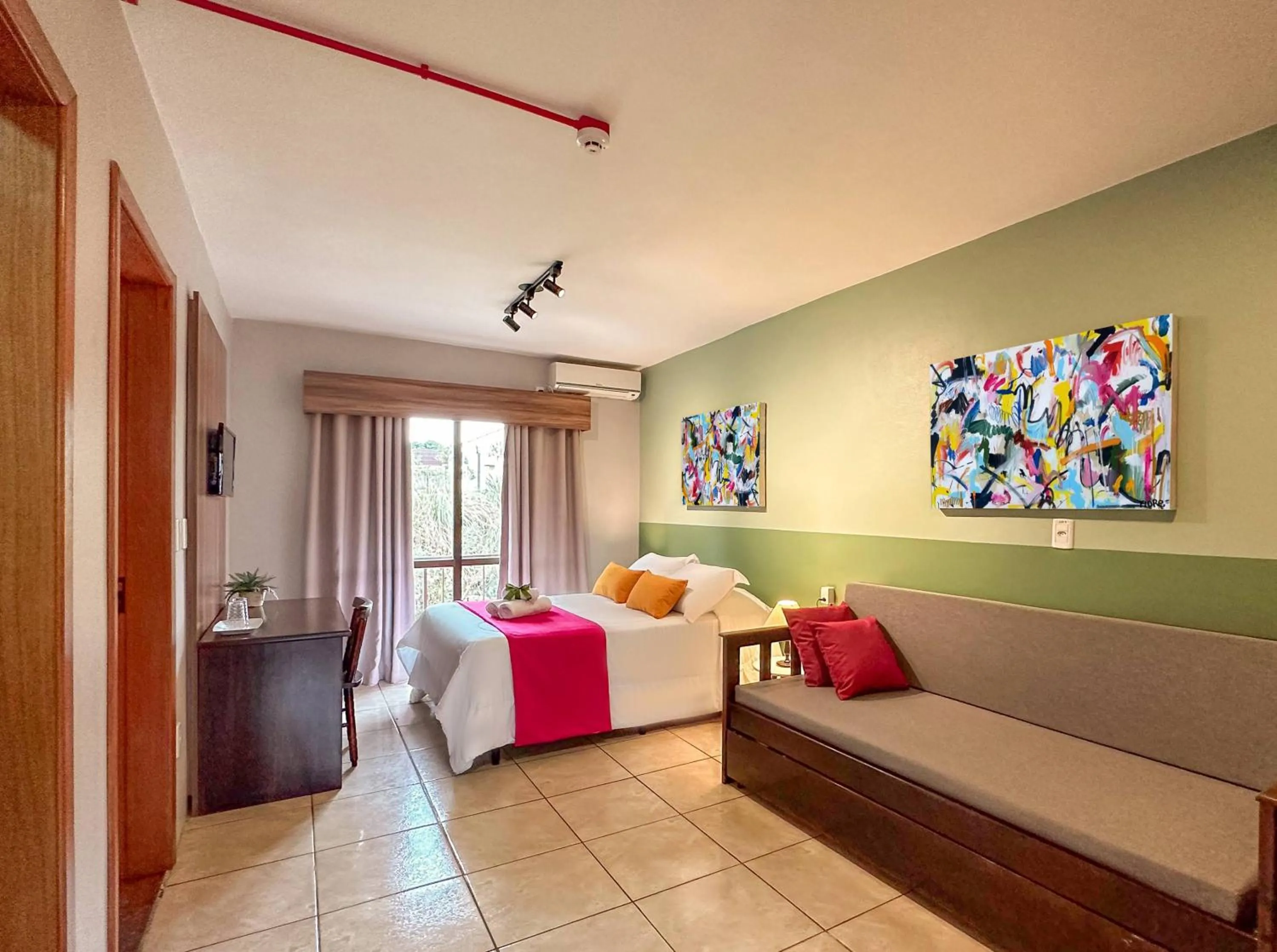 Photo of the whole room in Luzzy Hotel