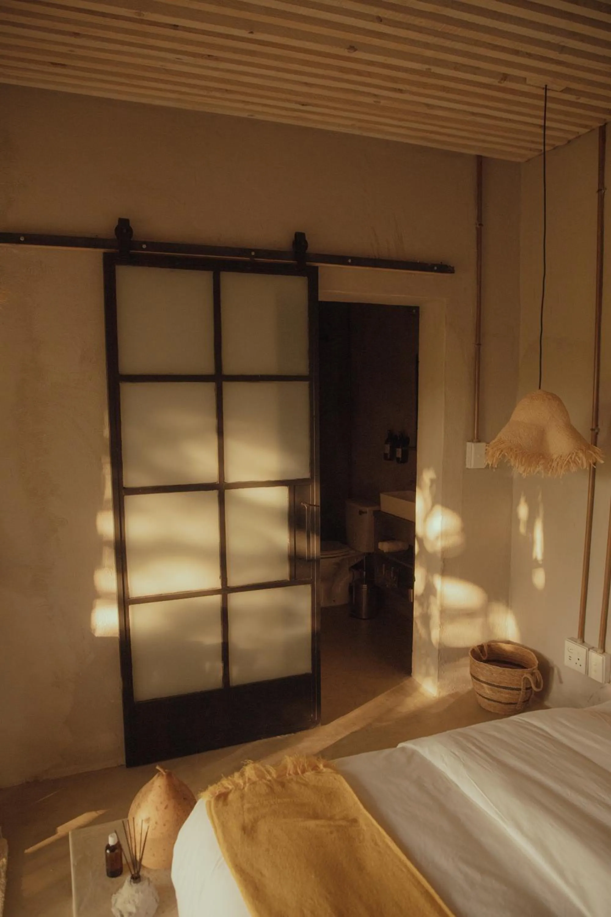 Bathroom, Bed in FARMHOUSE58