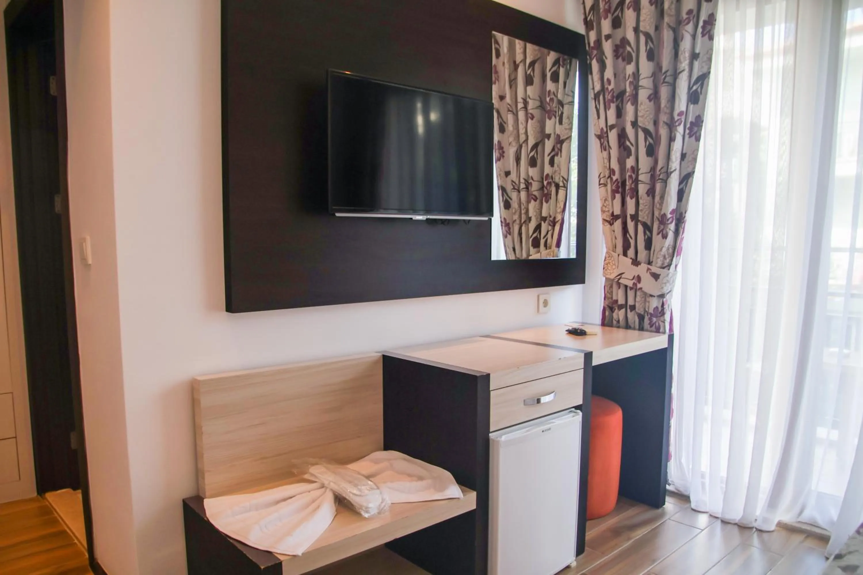 Photo of the whole room in Hermes Hotel