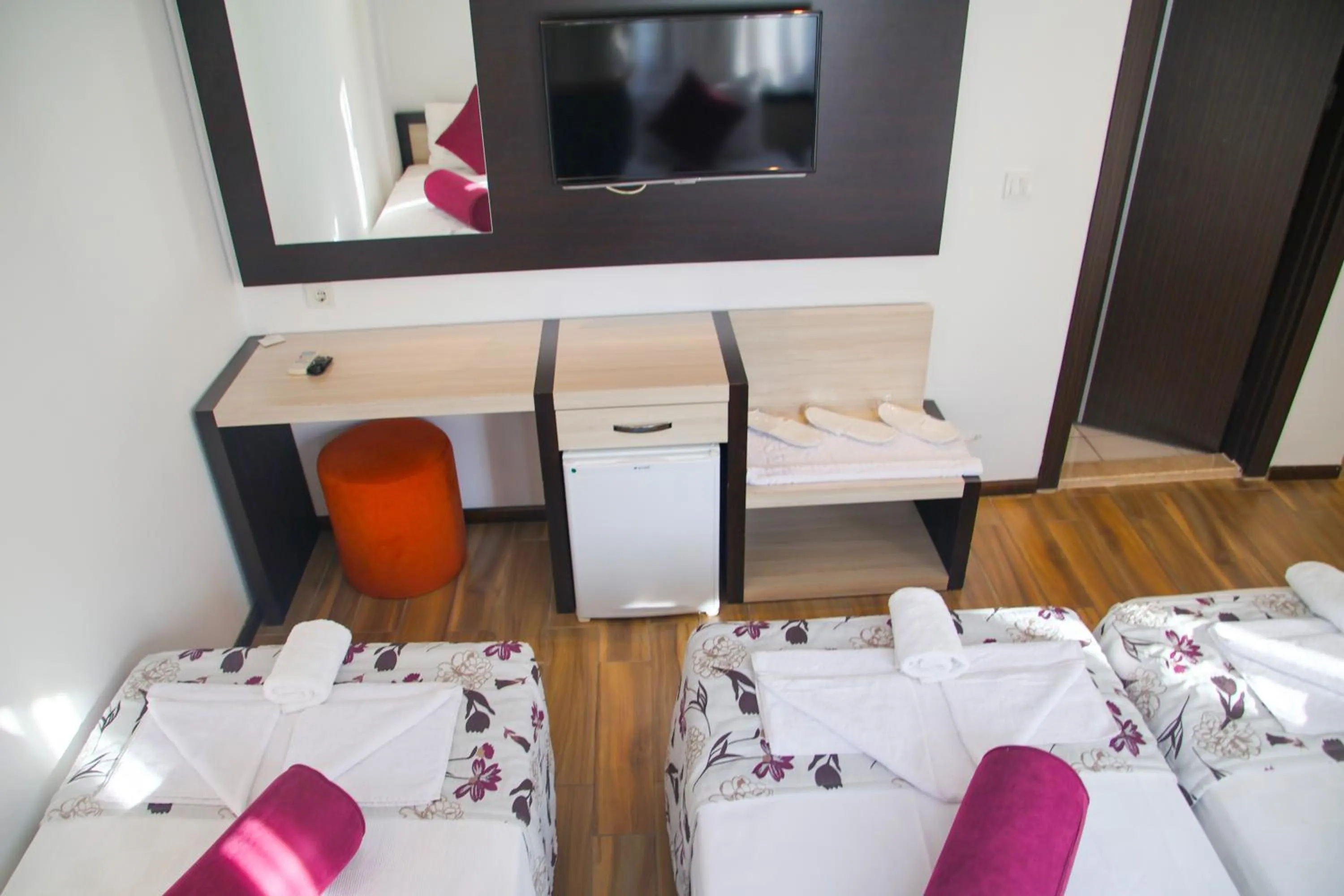 TV and multimedia in Hermes Hotel