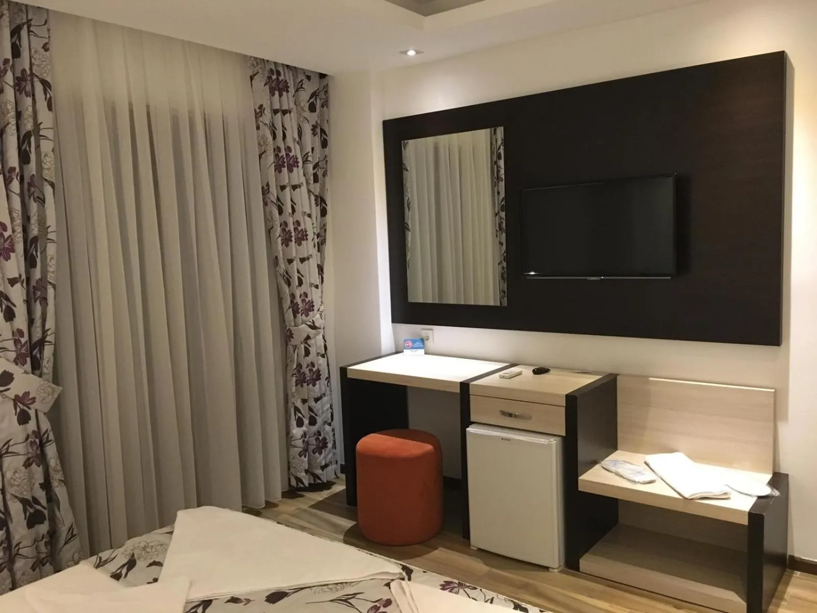 Photo of the whole room in Hermes Hotel