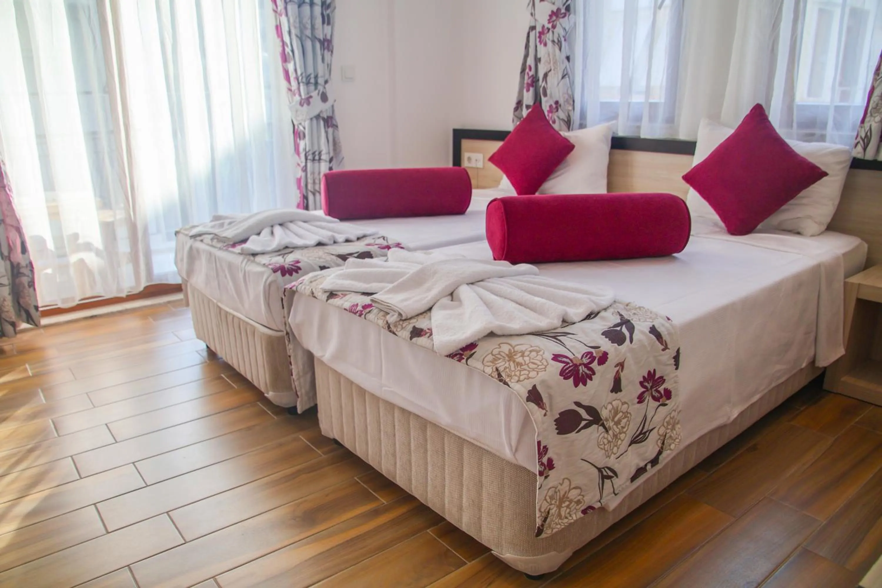 Photo of the whole room in Hermes Hotel