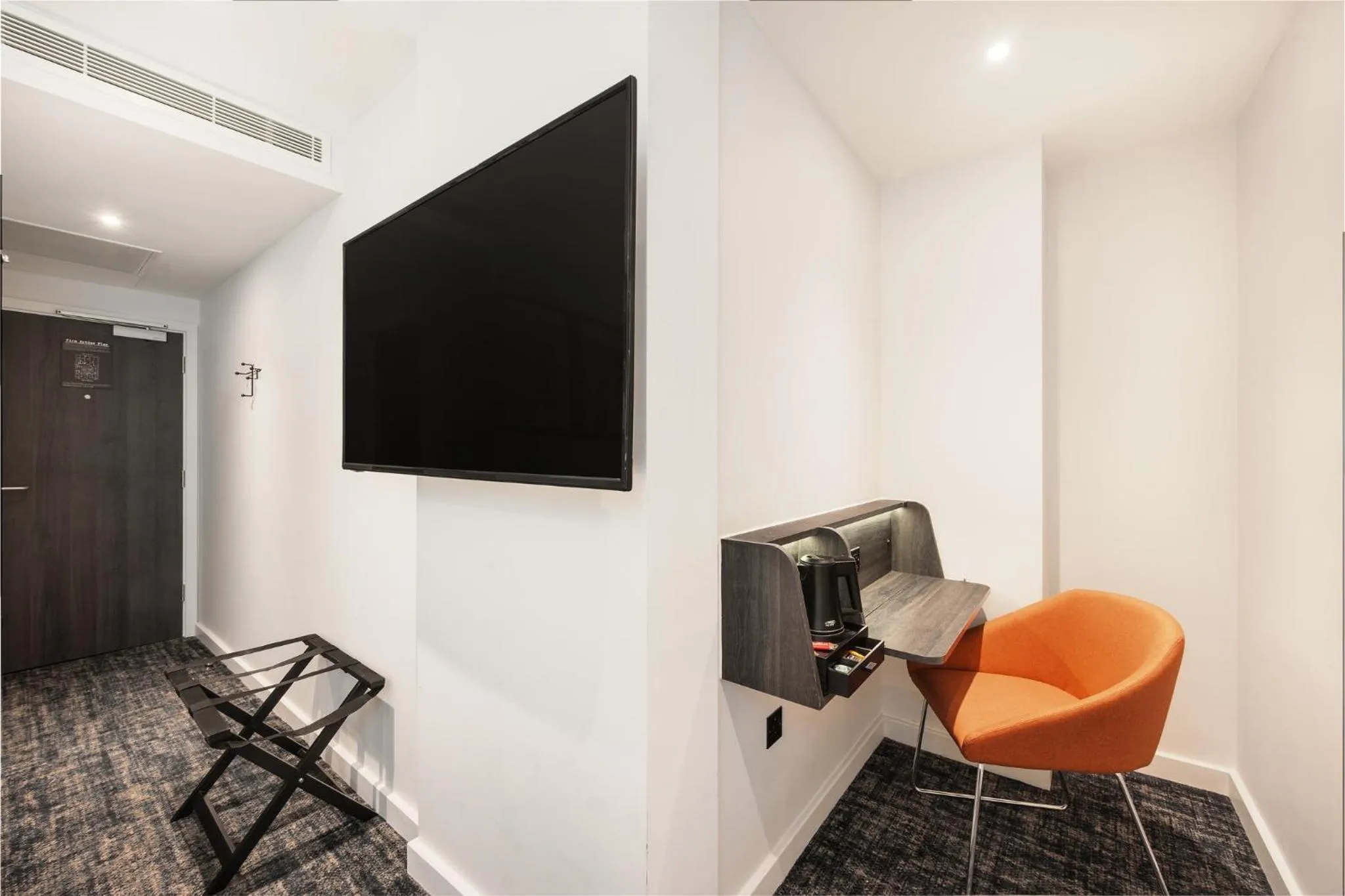 Bedroom in voco London Marylebone by IHG