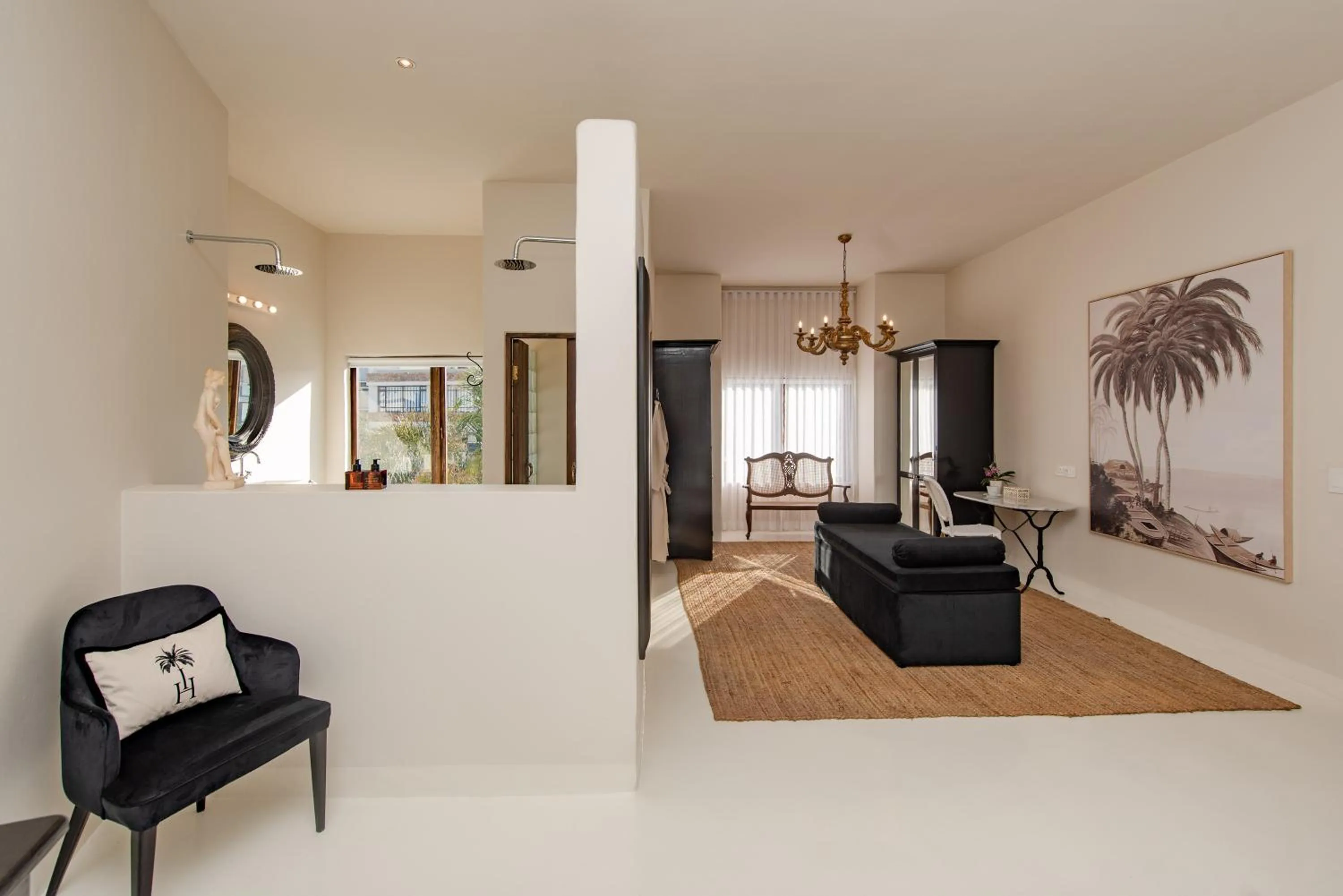 Shower in The Ivory Haus