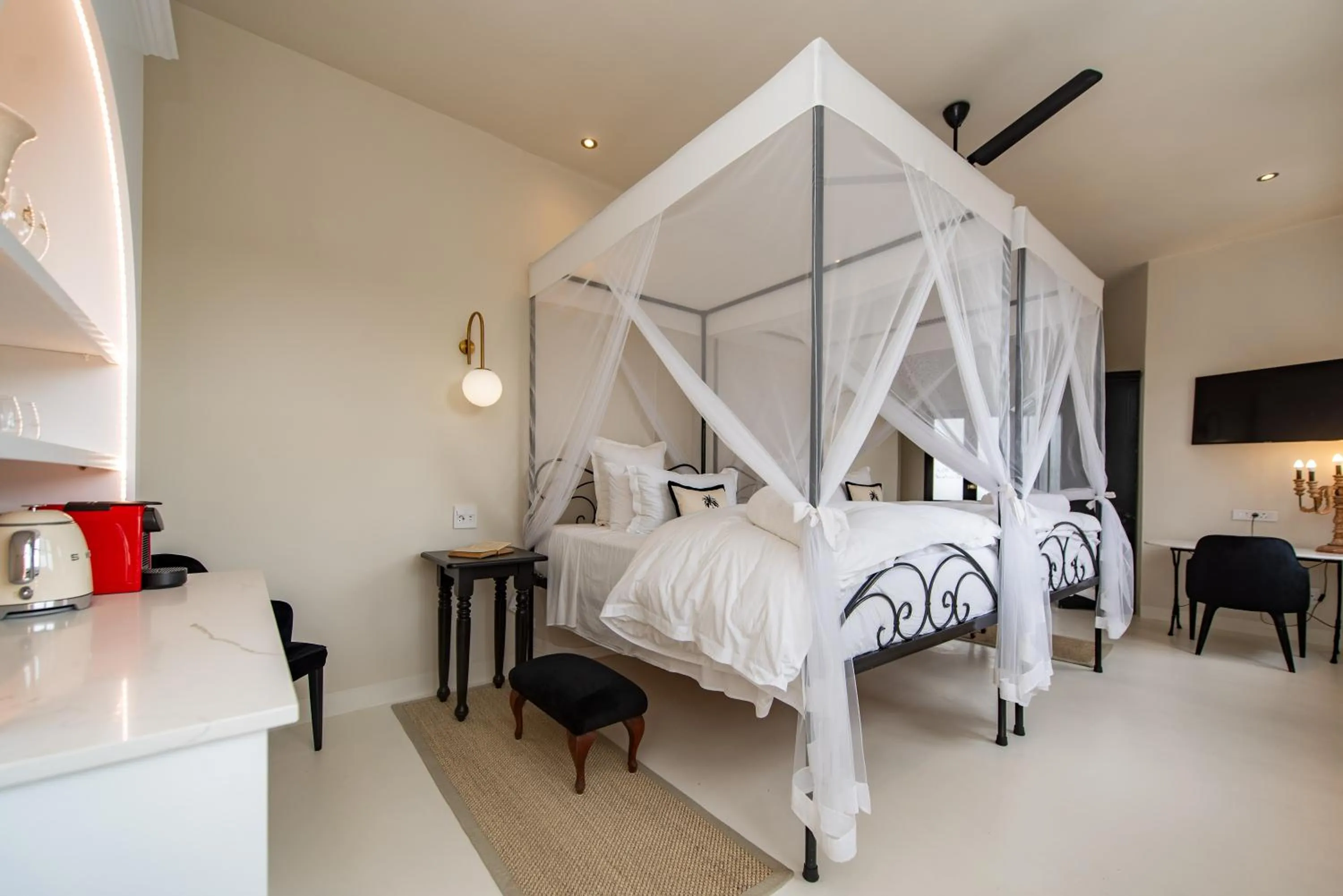 Bed in The Ivory Haus