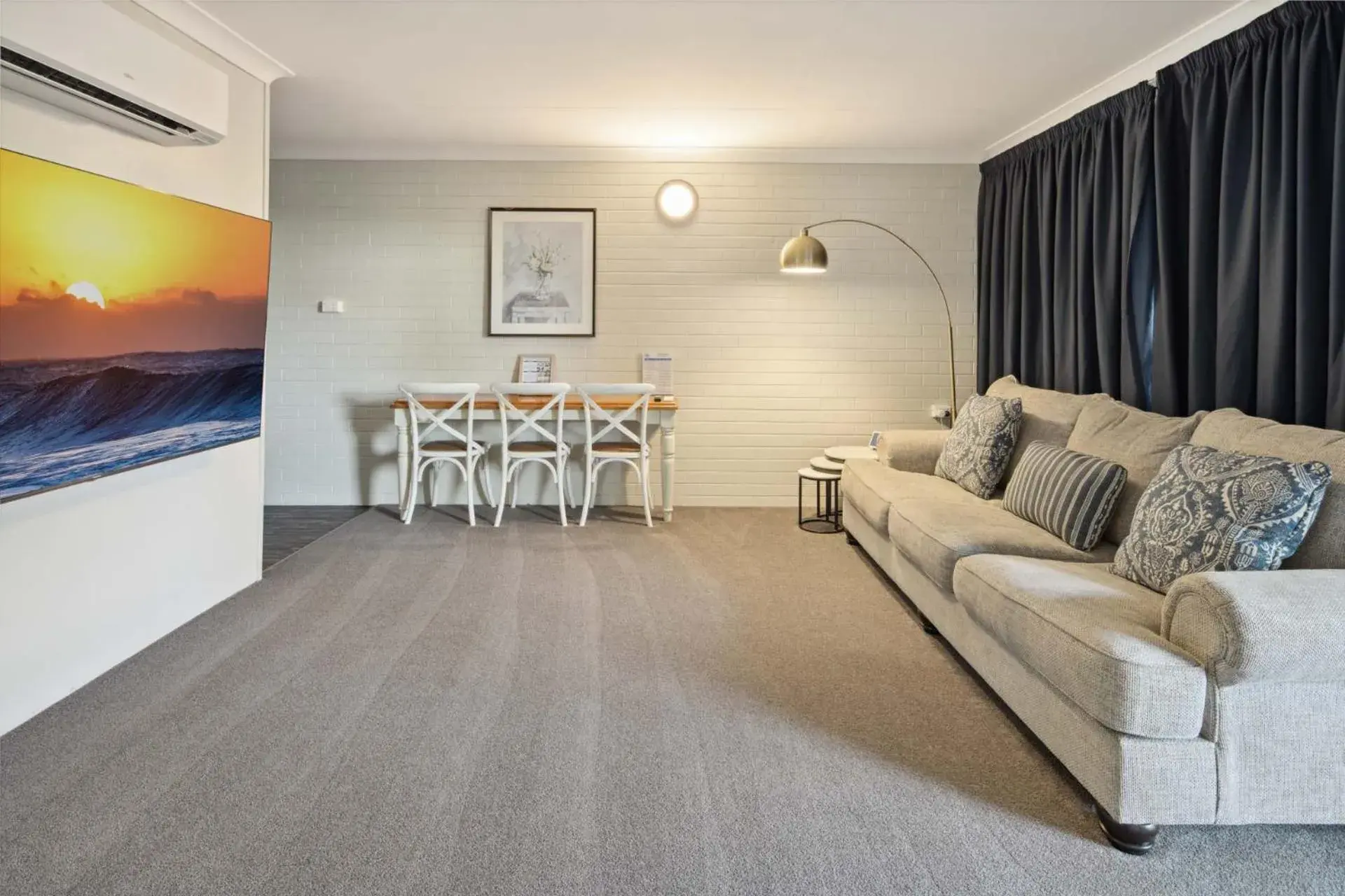 549 Apartments 549 Apartments