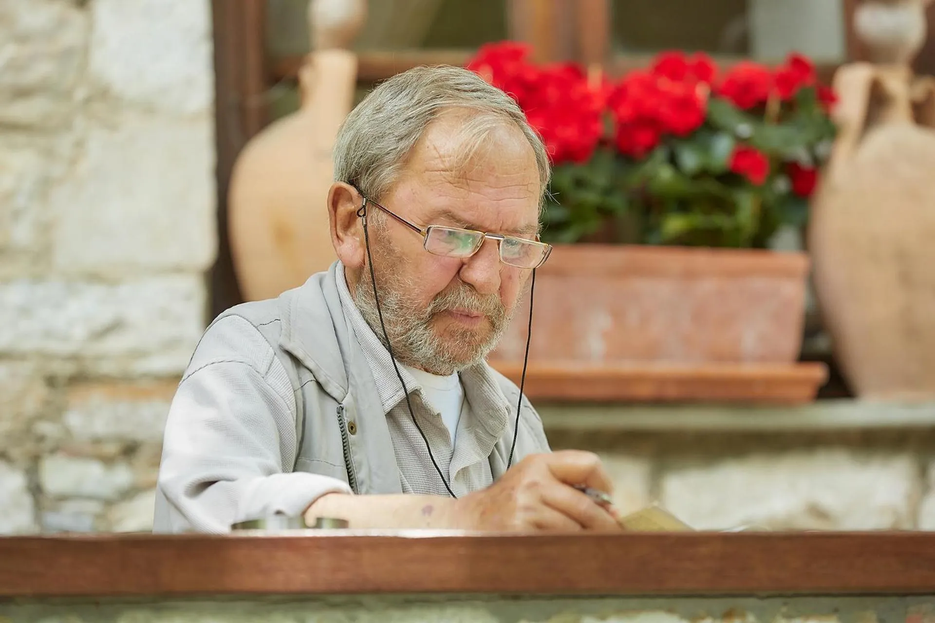 Staff in Palios Stathmos