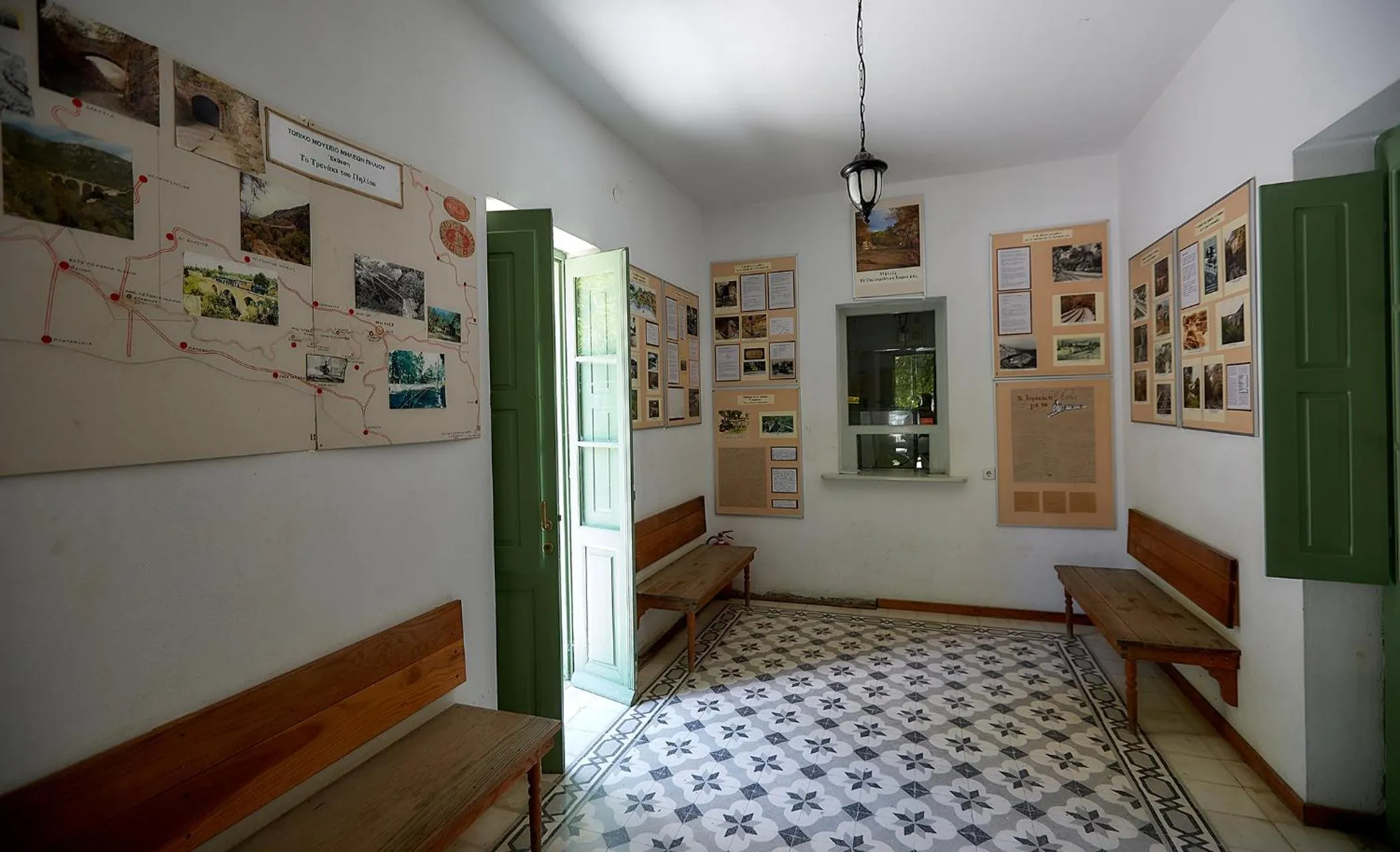 Nearby landmark in Palios Stathmos