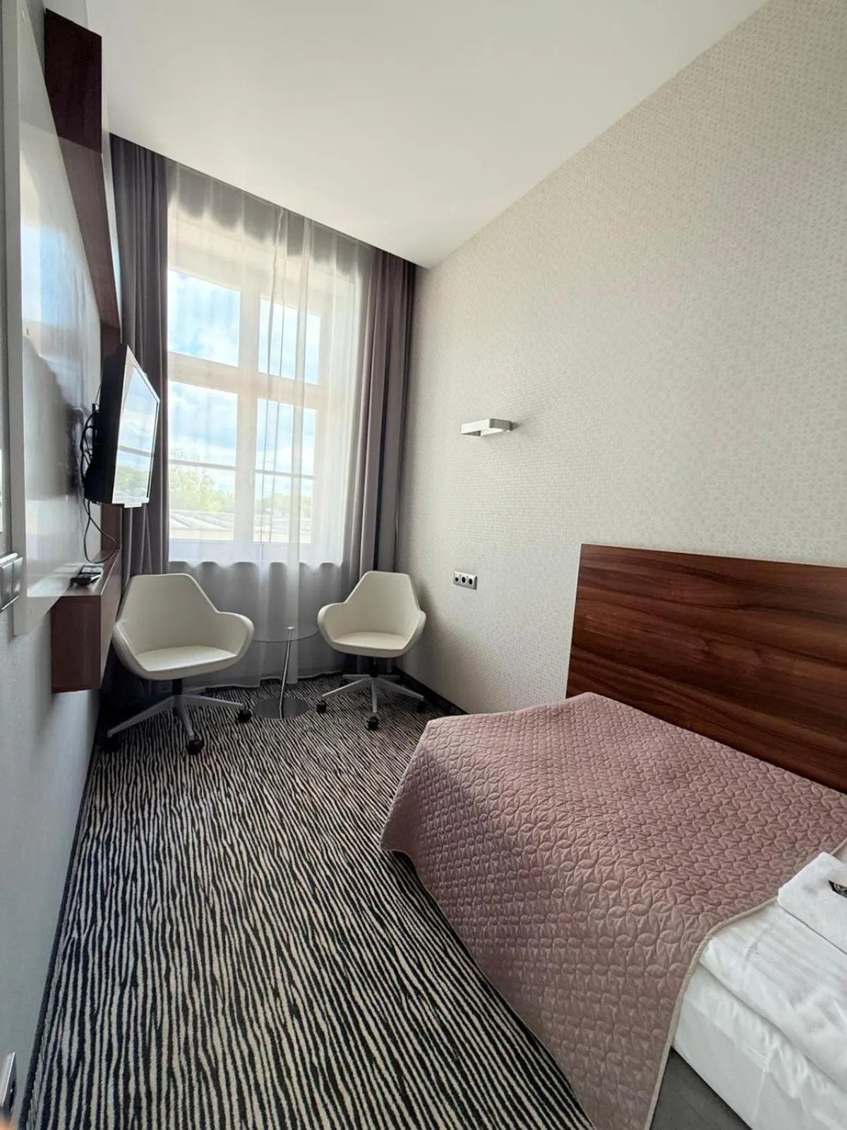 Photo of the whole room, Bed in Hotel Gorczowski Katowice Chorzów