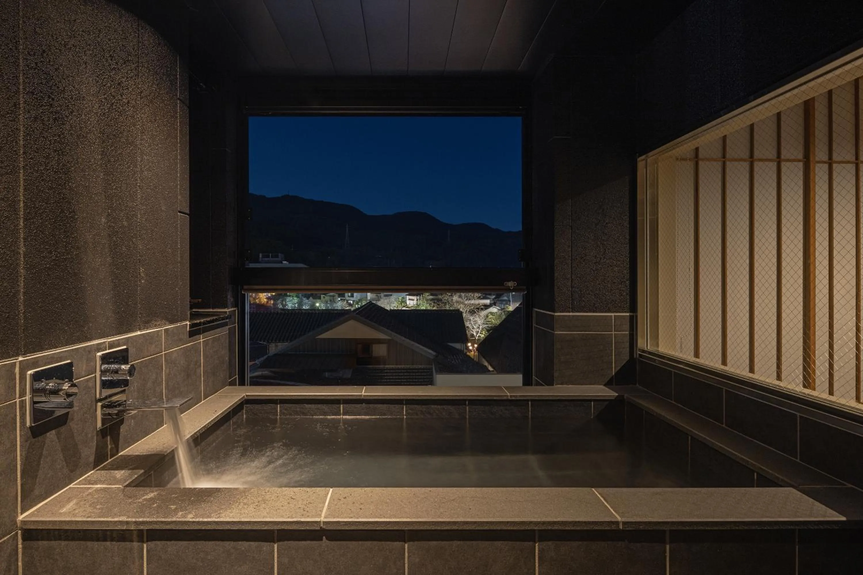 Night in Ureshino Onsen Yadoya Uchiroji