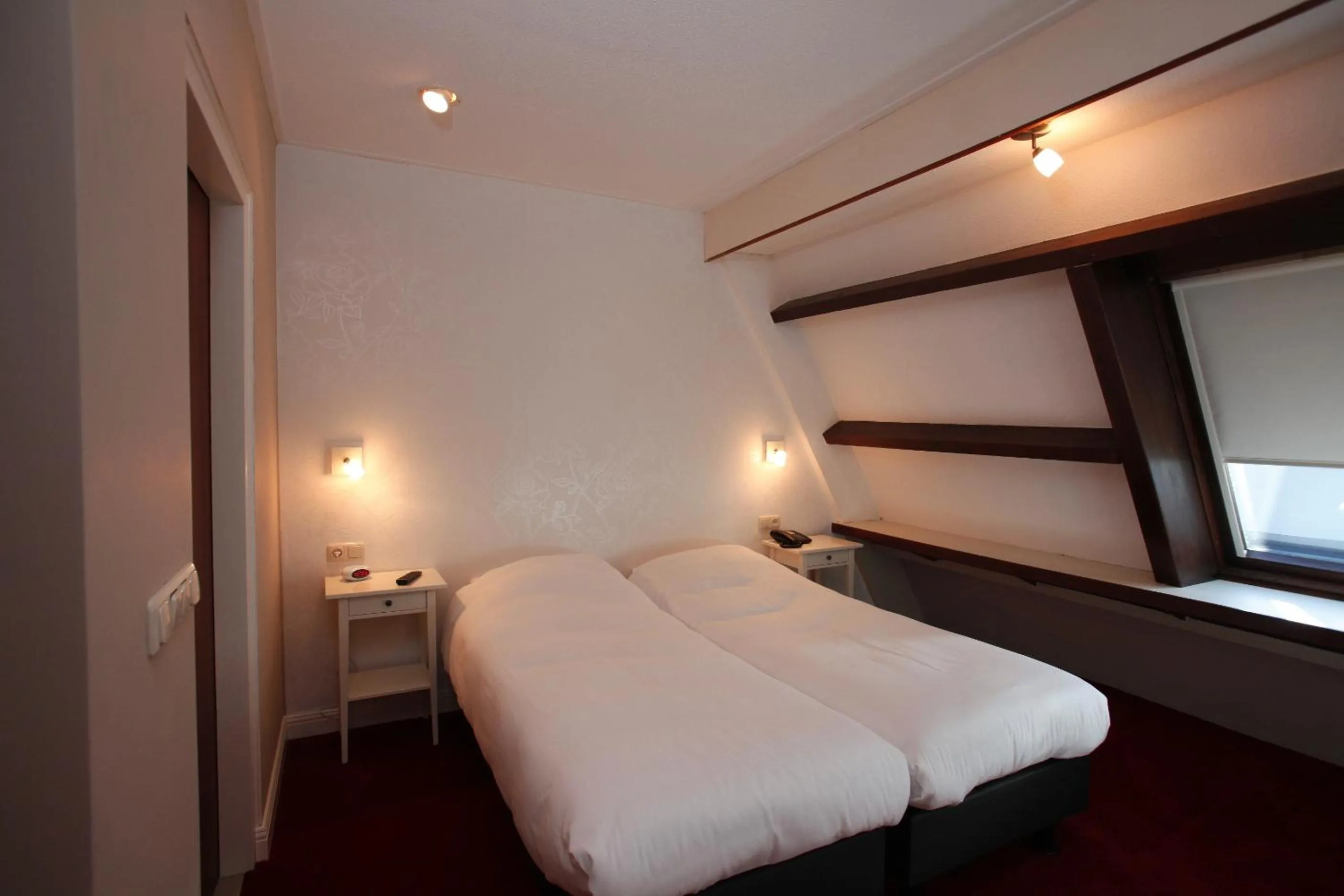 Bed in Hotel Restaurant Riche