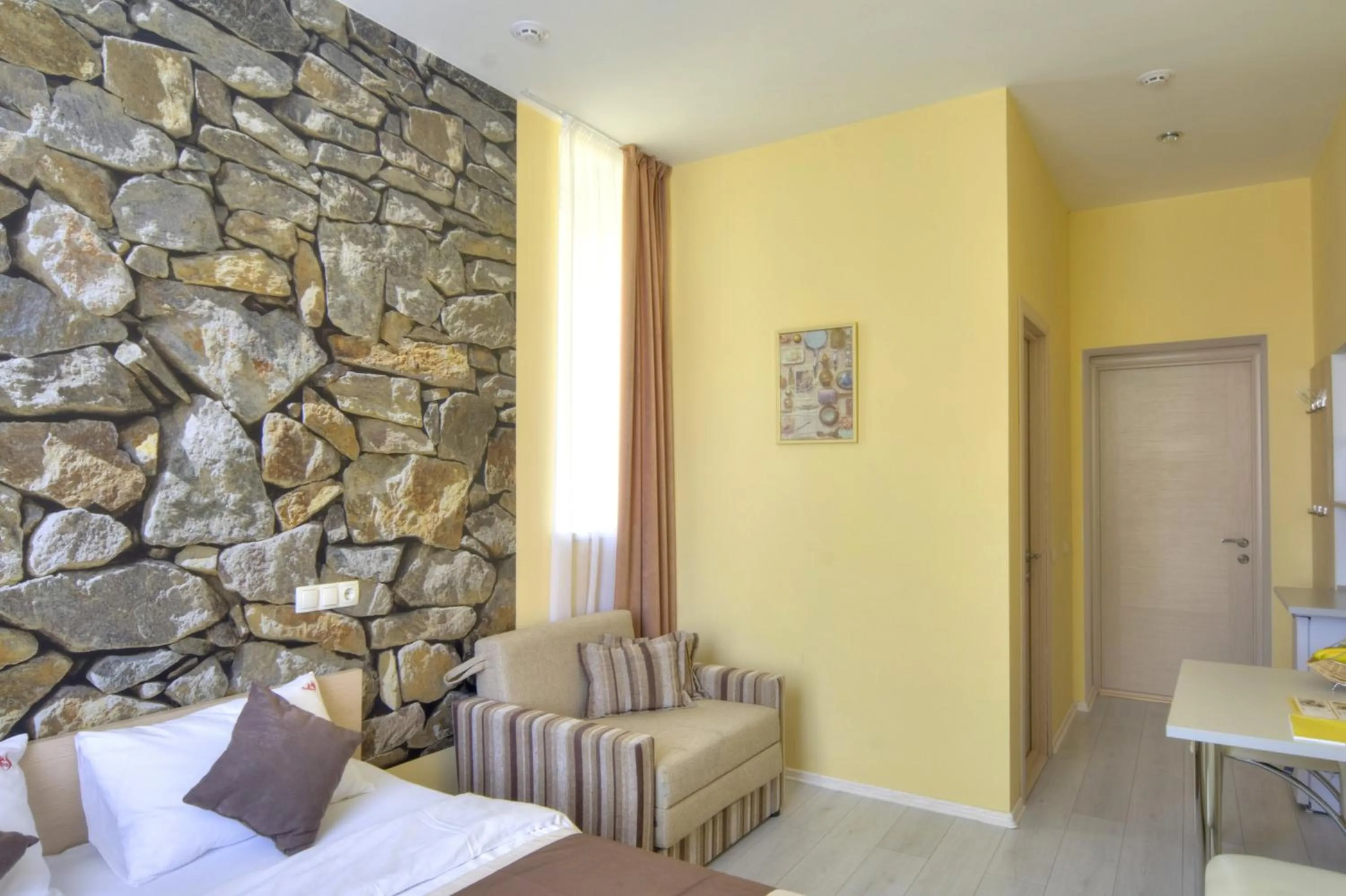 Photo of the whole room, Bed in Fire Inn