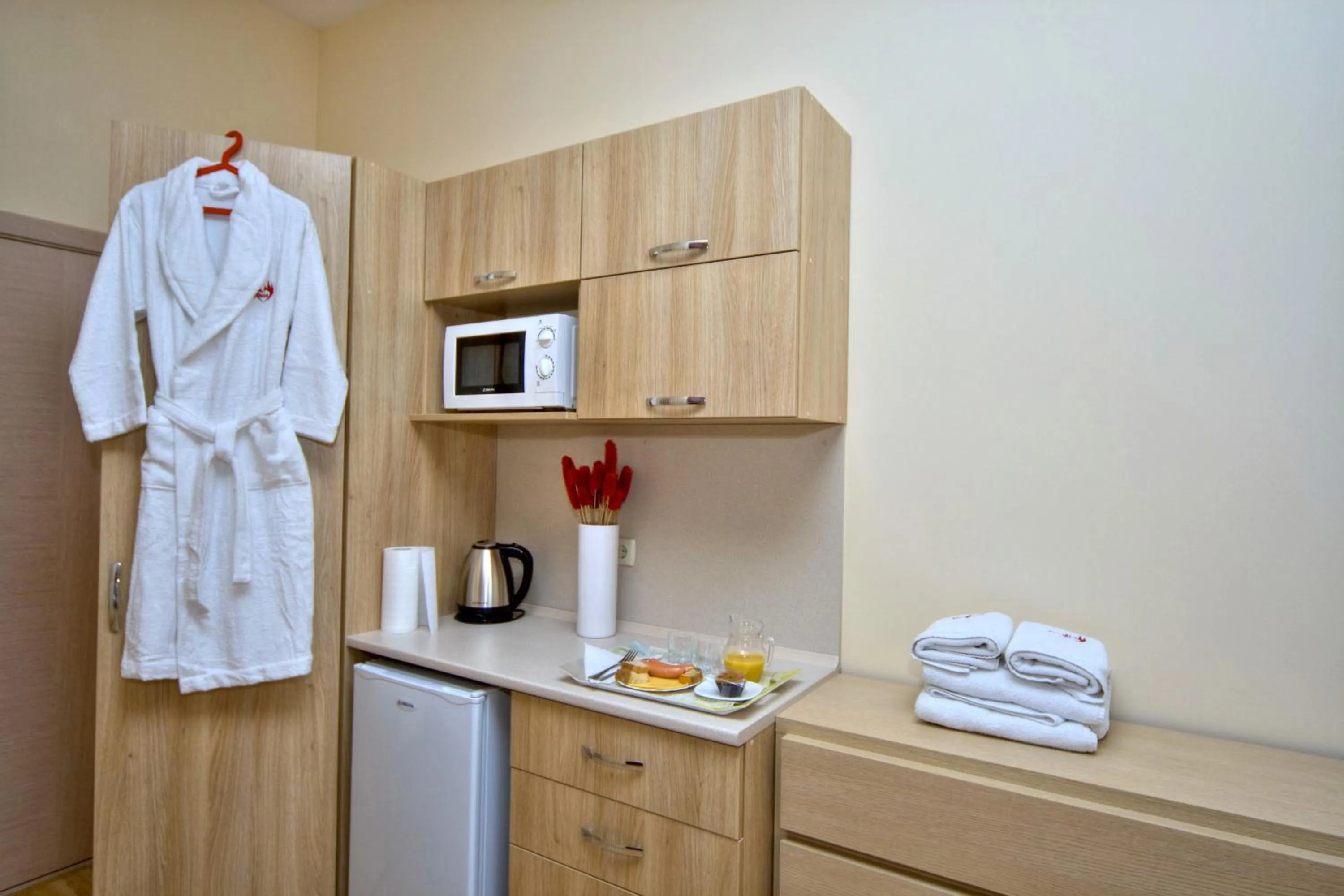 Kitchen or kitchenette in Fire Inn
