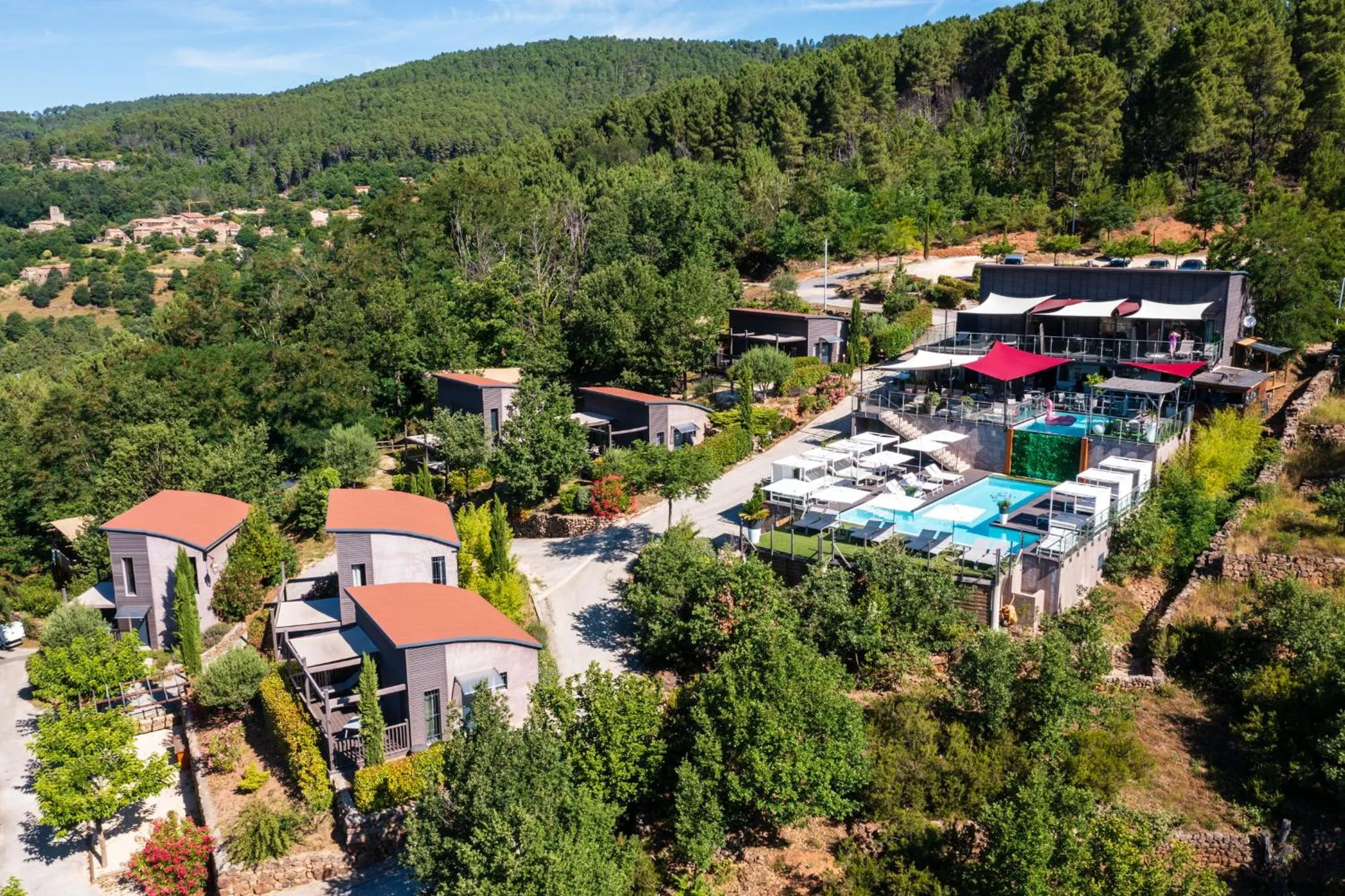 Natural landscape in Domaine de Chalvêches Hôtel SPA 4*