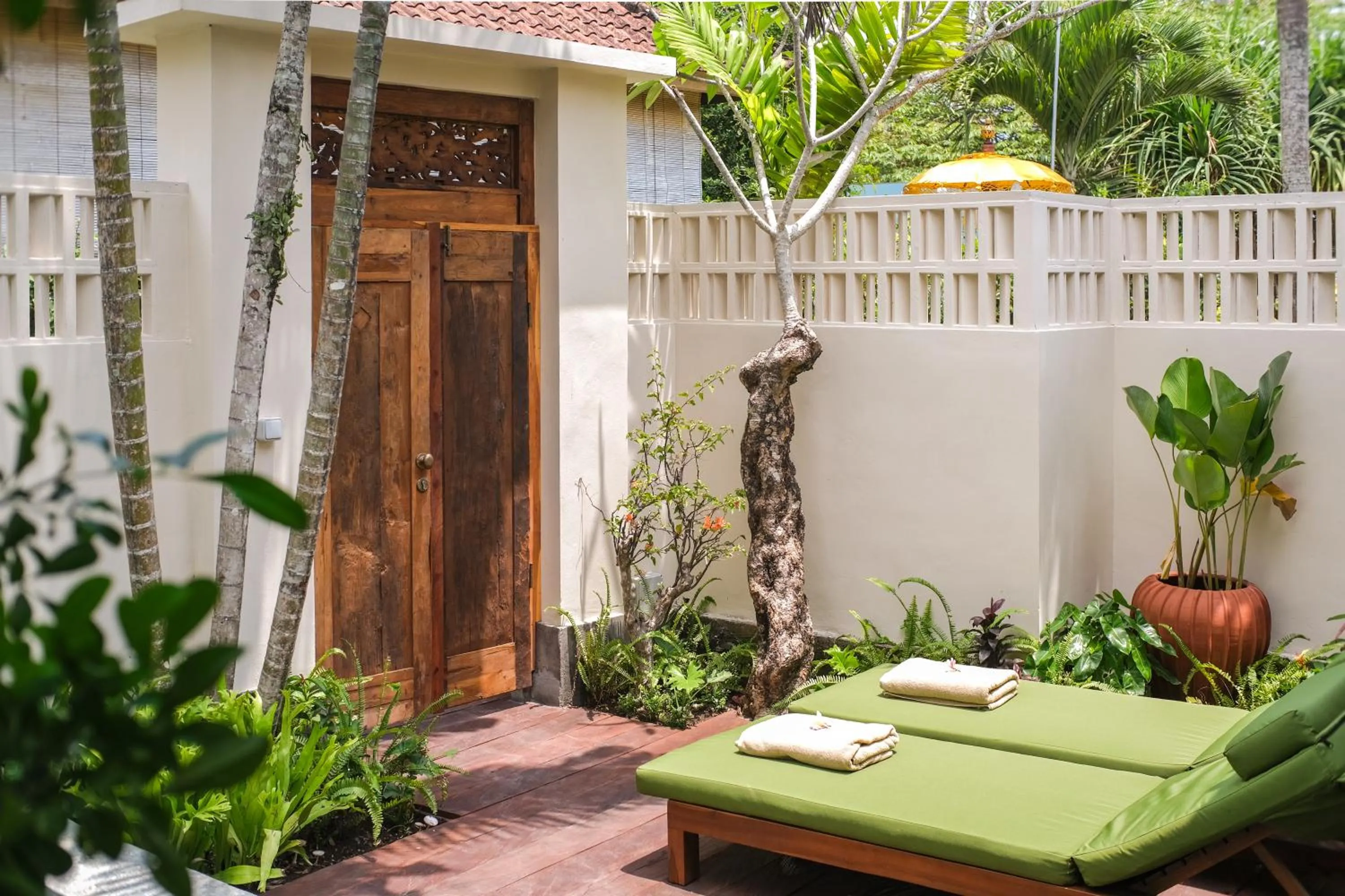 Patio in Rumah Senang - Walk to Beach