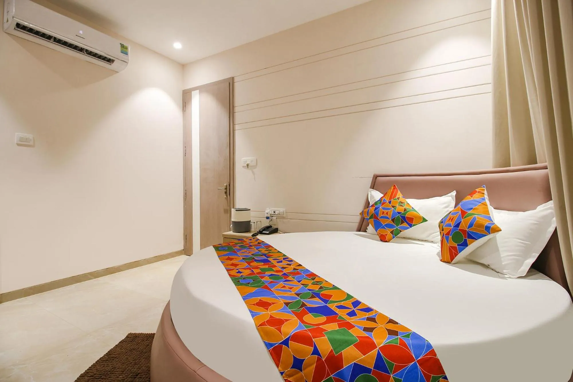 Photo of the whole room, Bed in FabHotel Sharma & Vishnu Garden