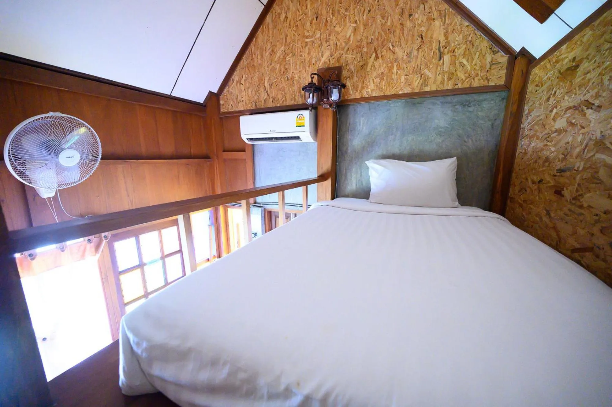 Bed in Herntai Resort Maelanoi