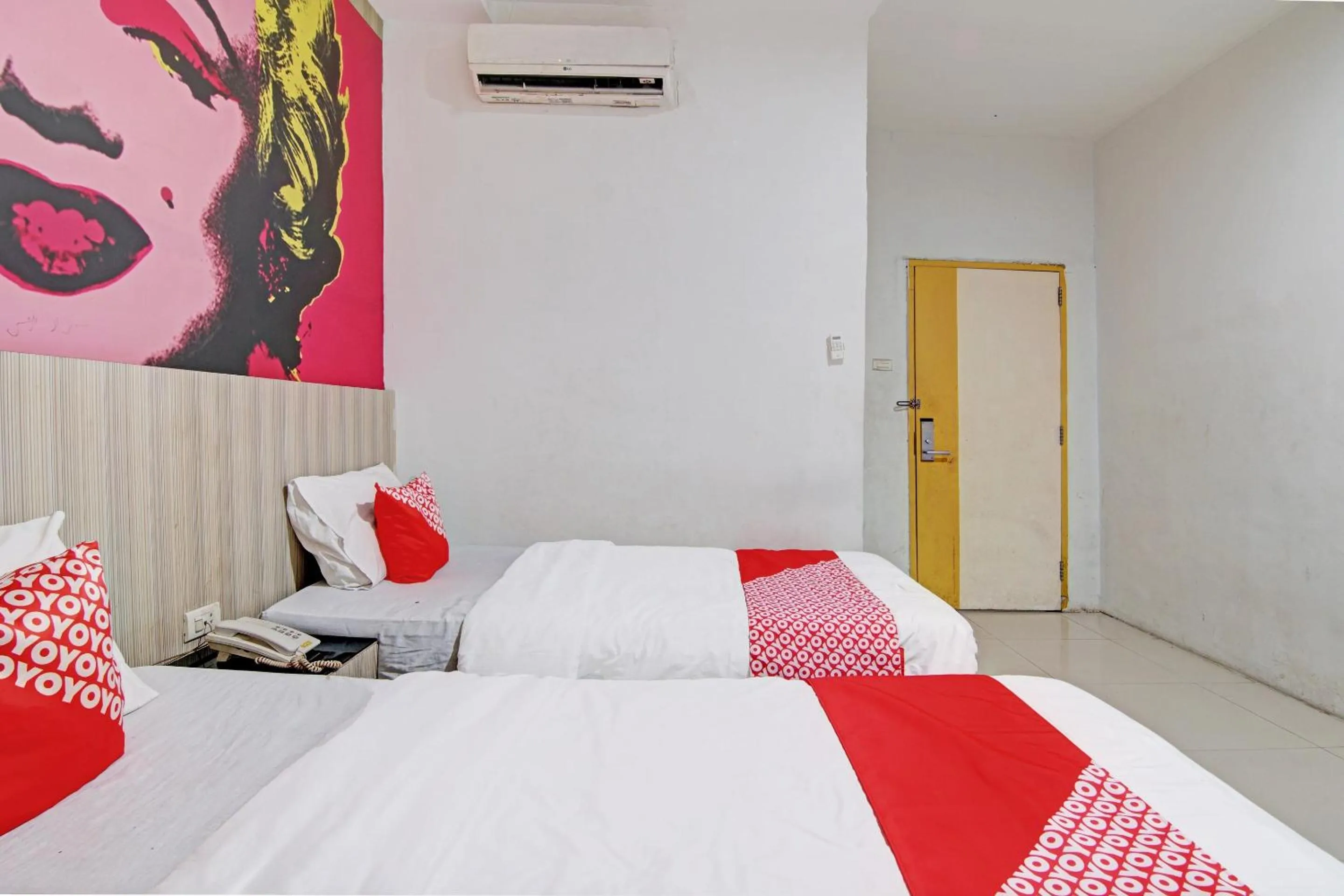 Bedroom, Bed in Hotel O Celine Home Syariah