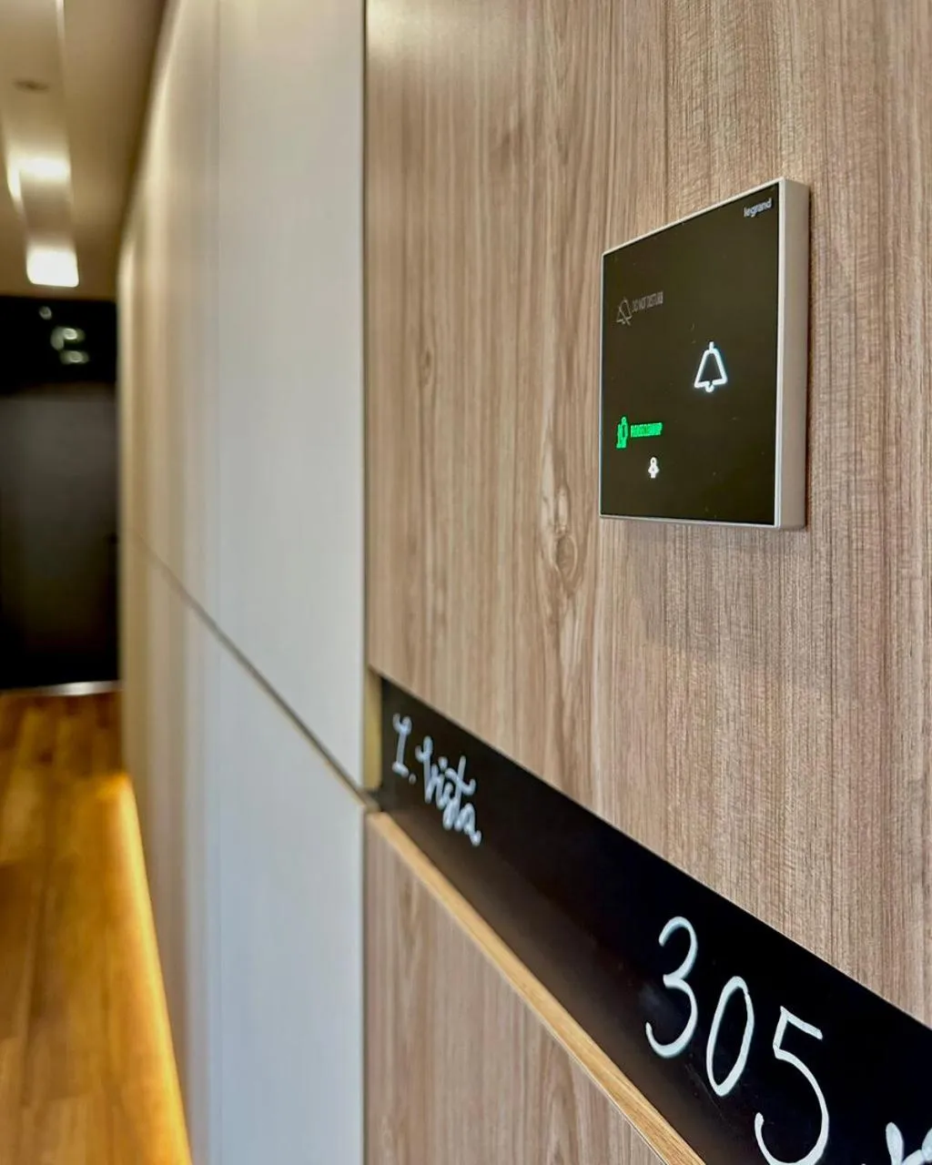 room service in I-VISTA HOTEL