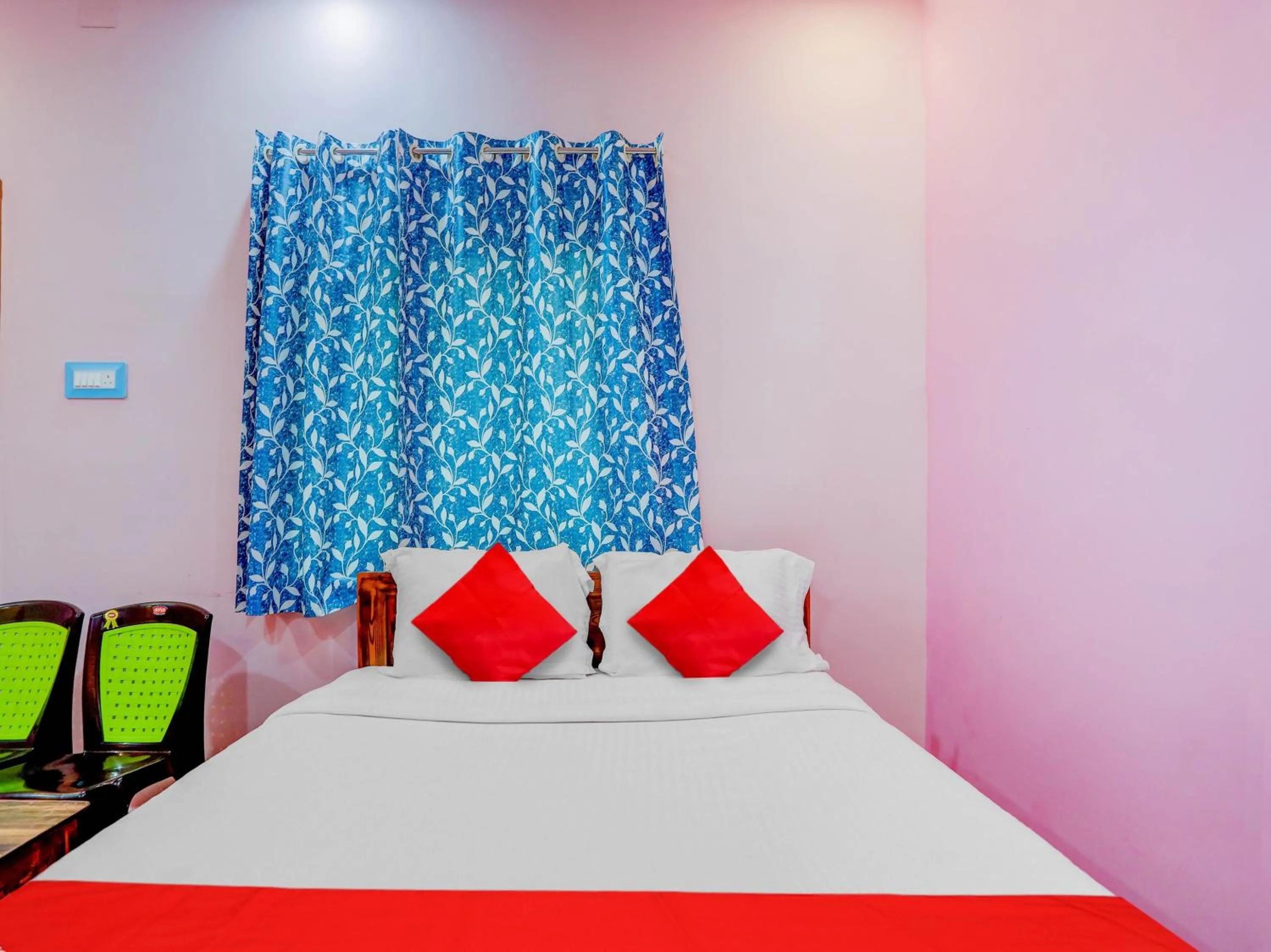 Bedroom, Bed in Hotel O Kalinga Inn