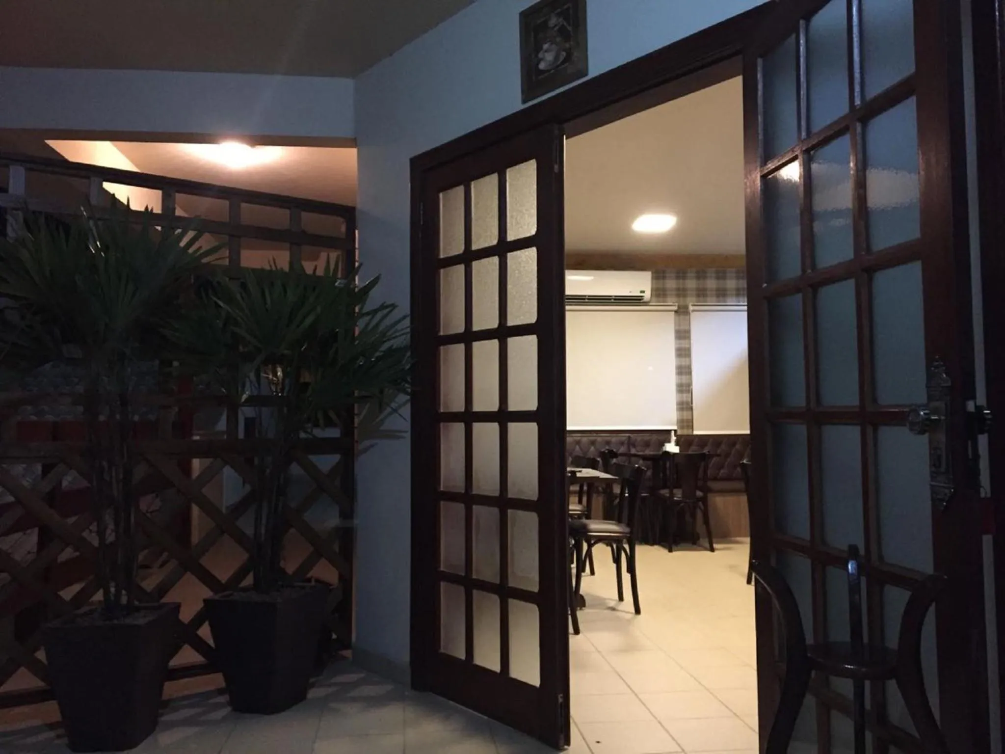 Dining area in Villa Apart Hotel