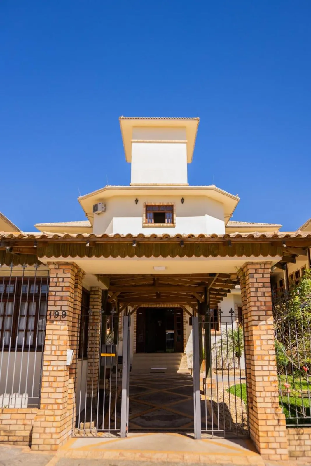 Property building in Villa Apart Hotel