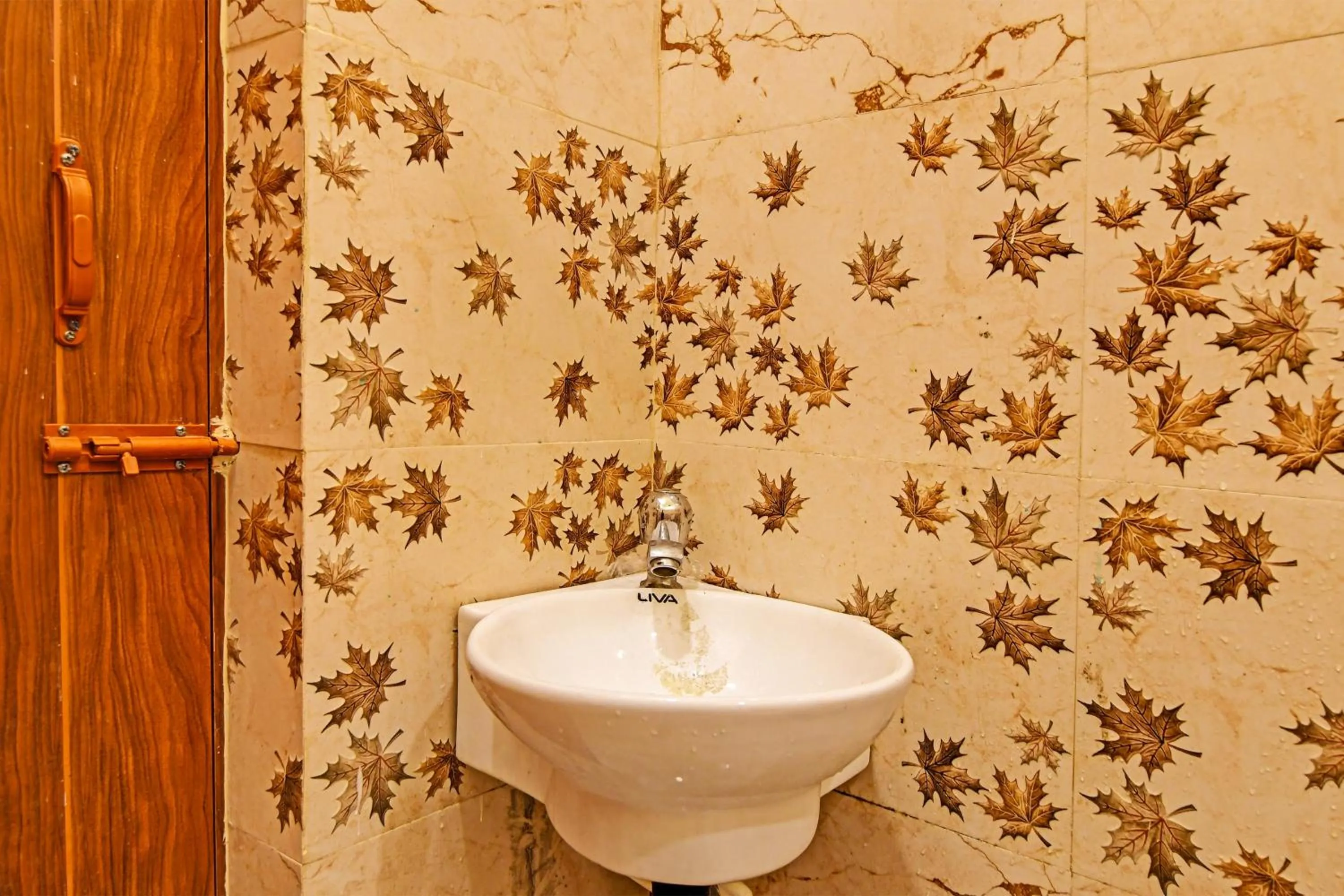 Bathroom in Super Hotel O The Orchid Residency