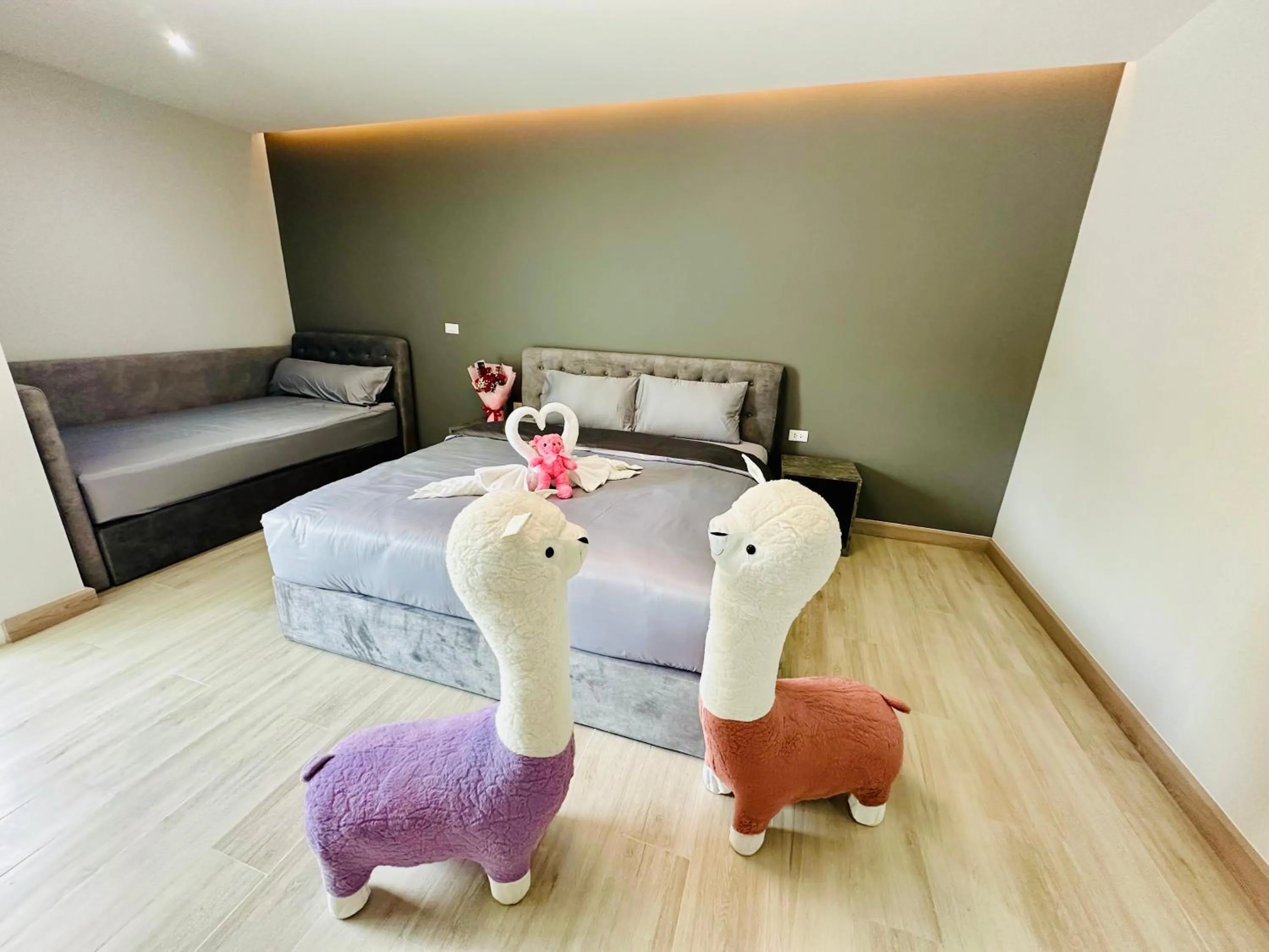 Bedroom in Kata Place Villa