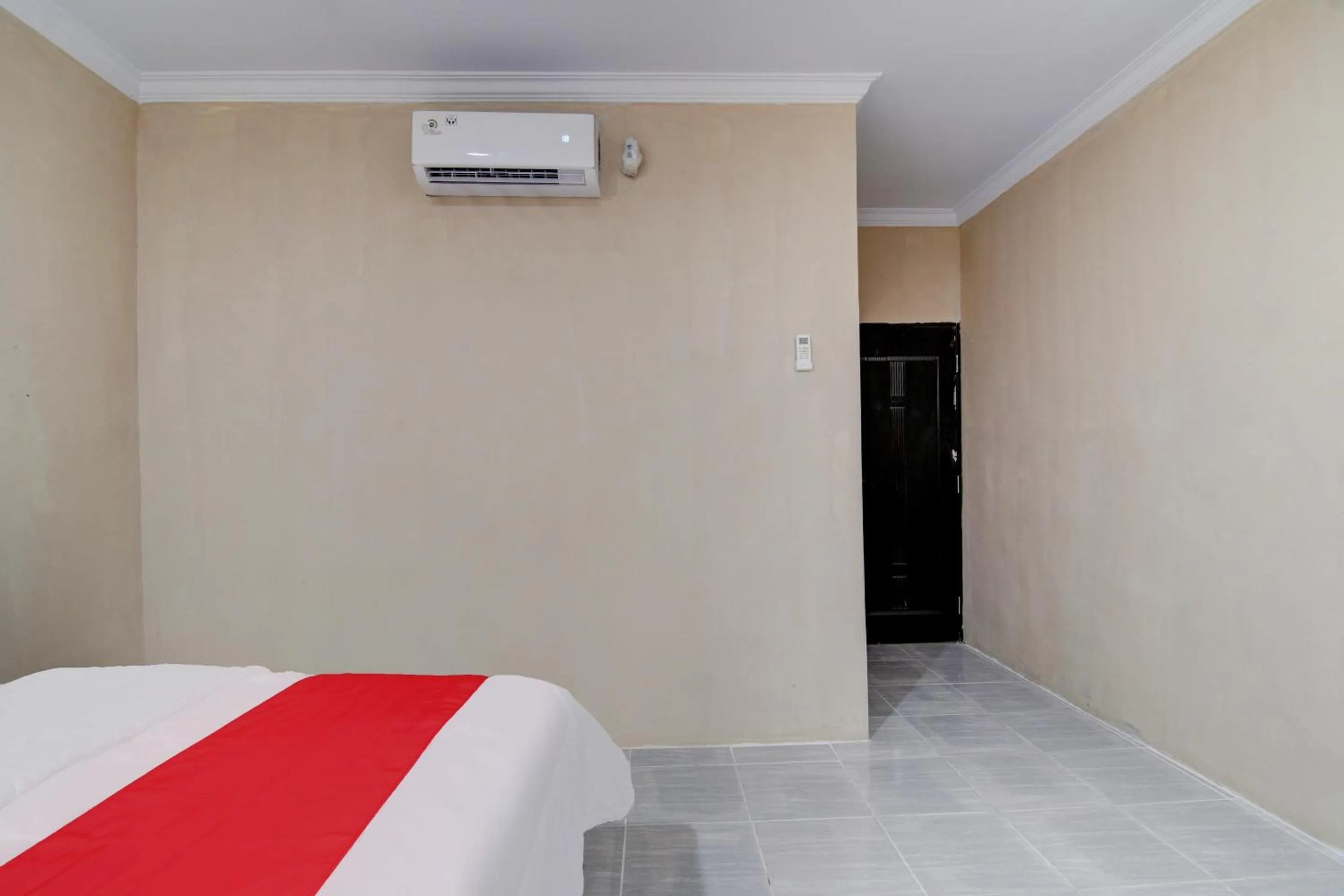 Bedroom, Bed in OYO 93087 Wisma Apel Syariah