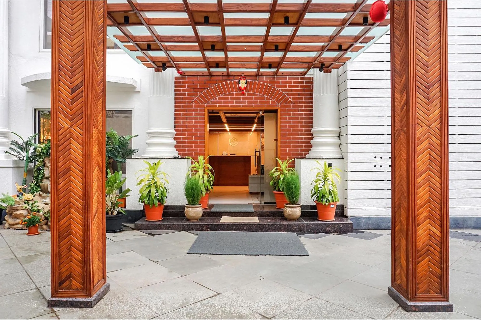 Facade/entrance in Oriva Shourya Residency - Nr Maharshi Karve Museum