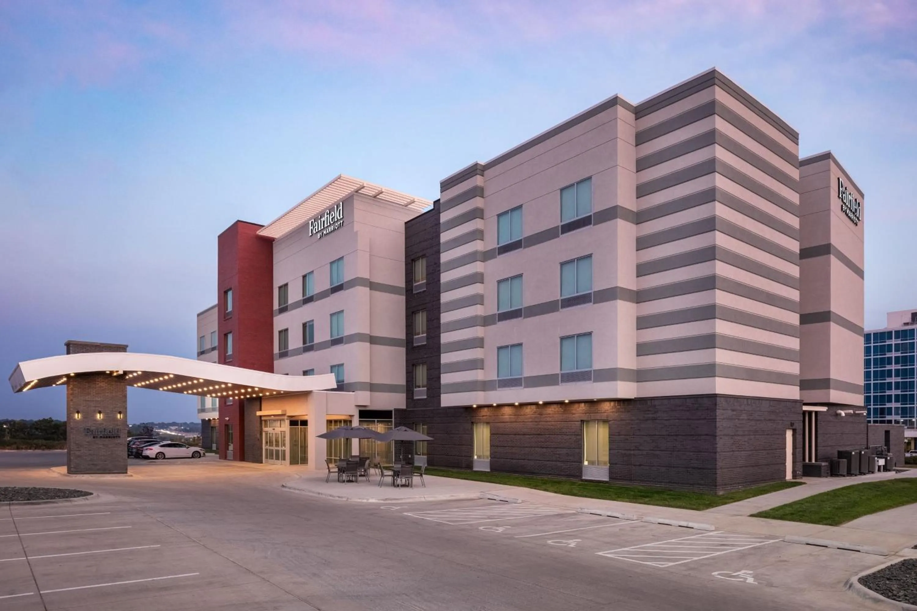 Property building in Fairfield by Marriott Inn & Suites Omaha at MH Landing